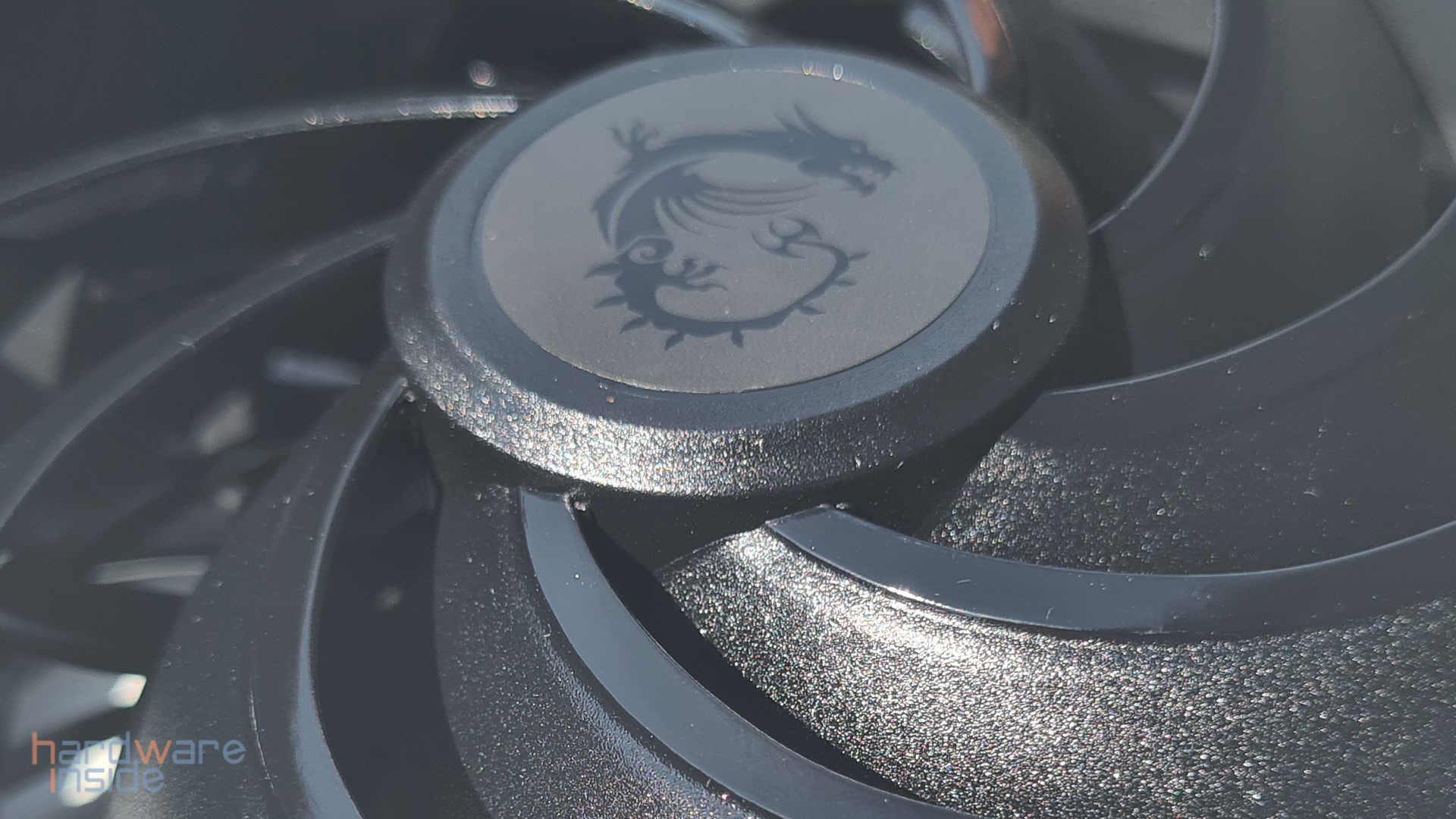 msi mag coreliquid p360_6.jpg