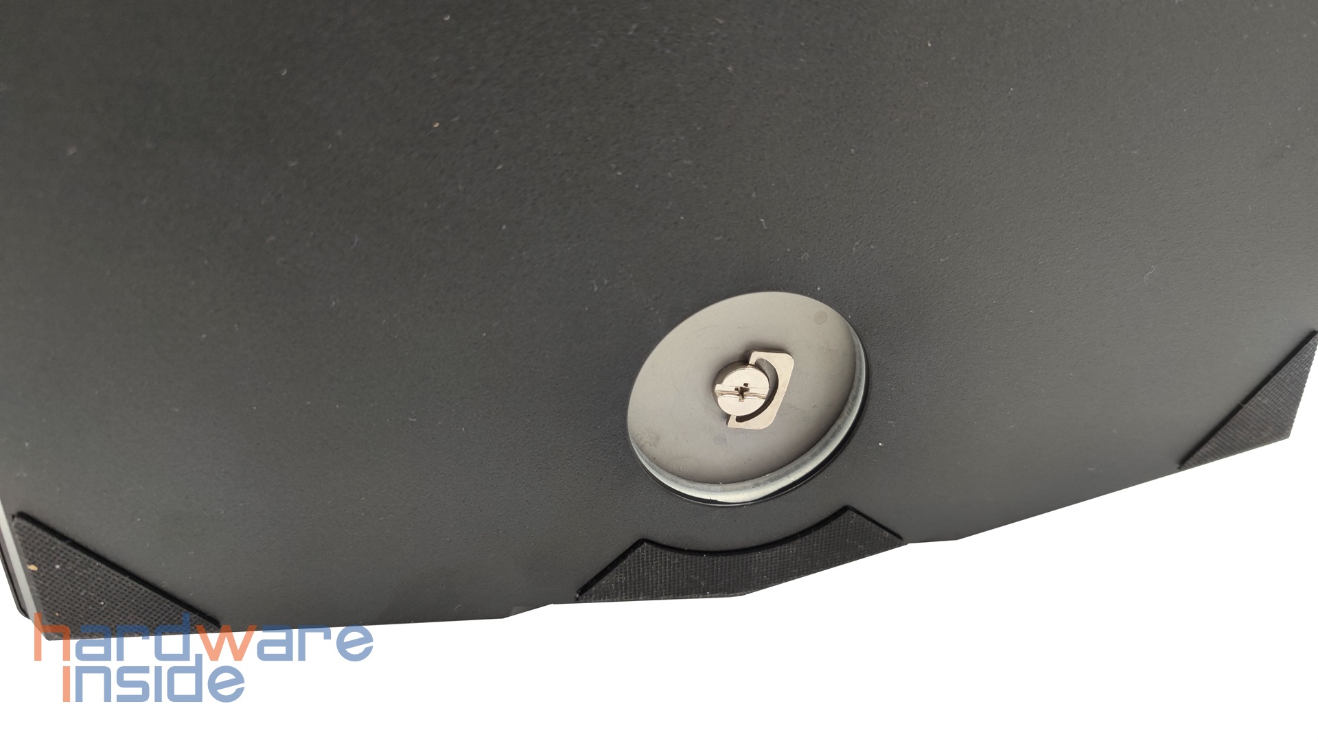 MSI MAG OPTIX MAG274R2DE - 6.jpg