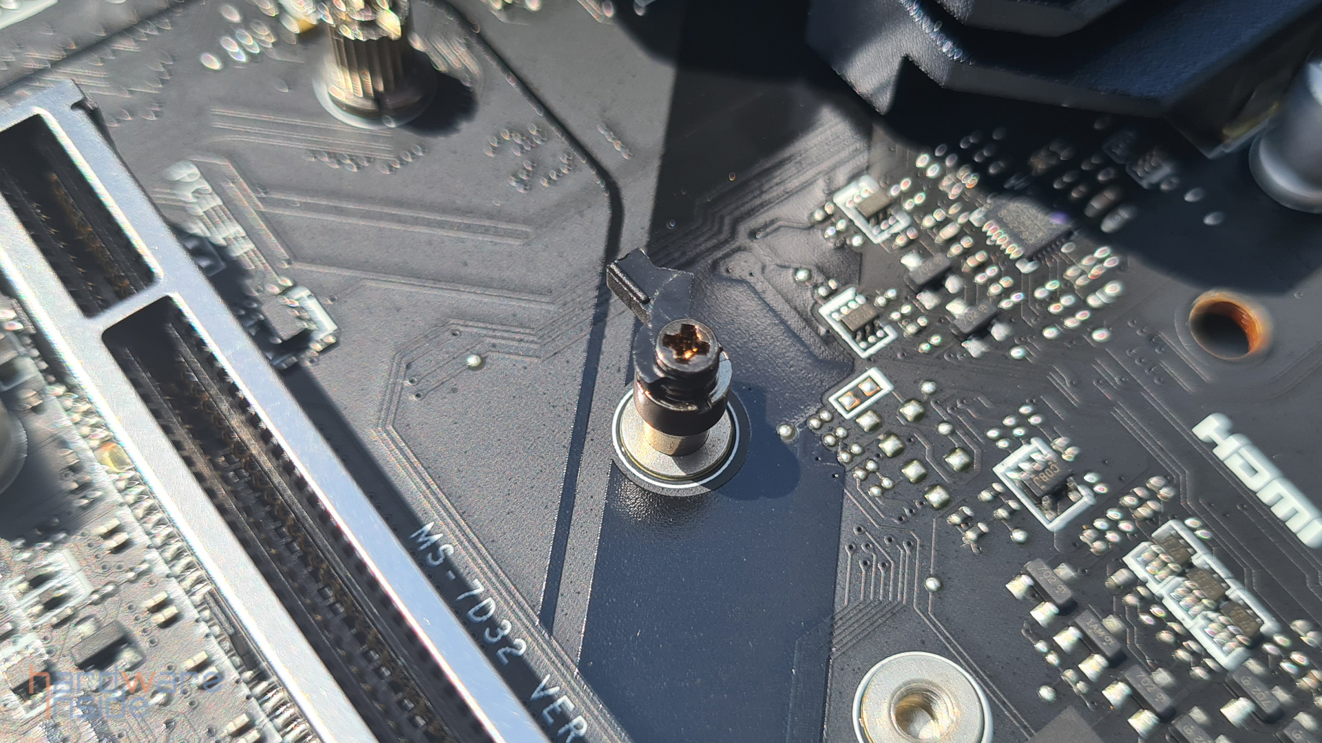 msi mag z690 torpedo_15.jpg