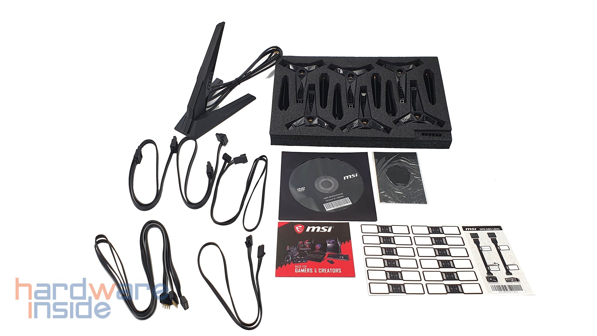 MSI MEG B550 Unify - 14.jpg