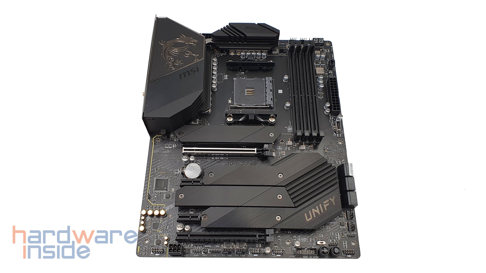 MSI MEG B550 Unify - 5.jpg