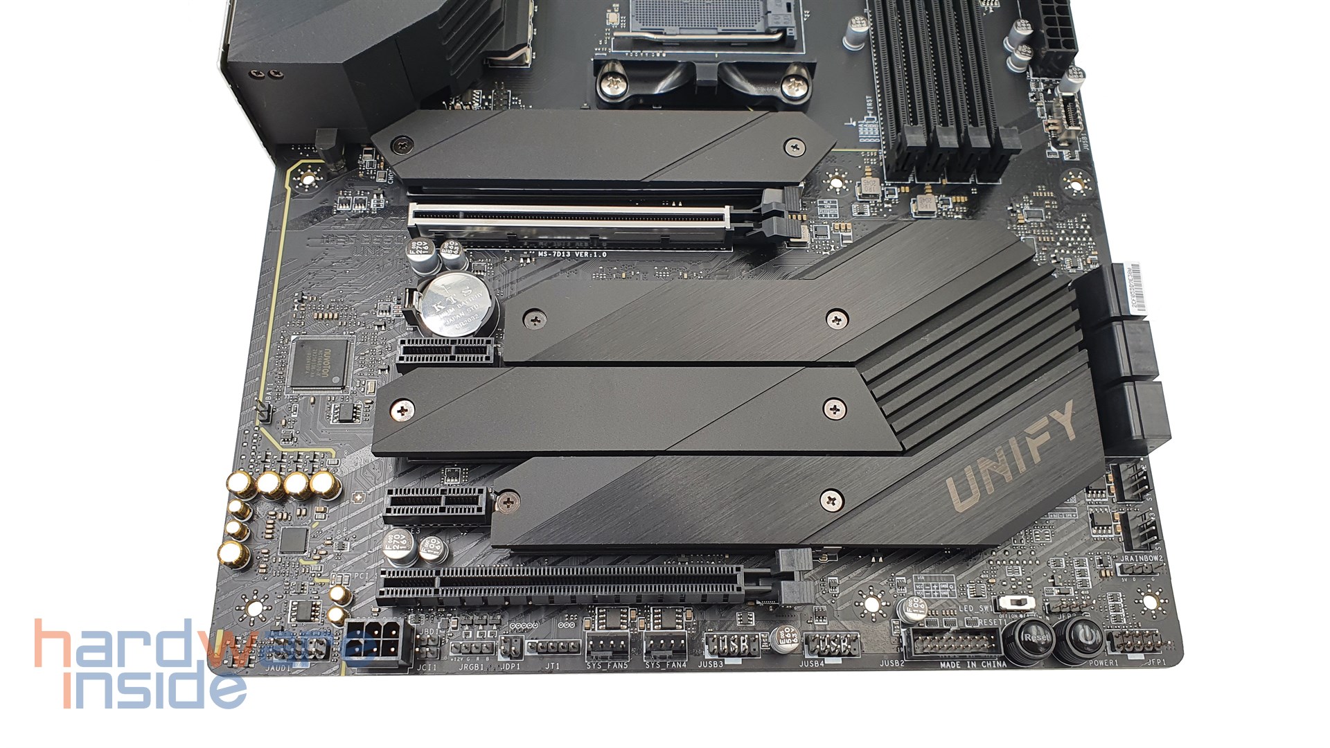 MSI MEG B550 Unify - 6.jpg