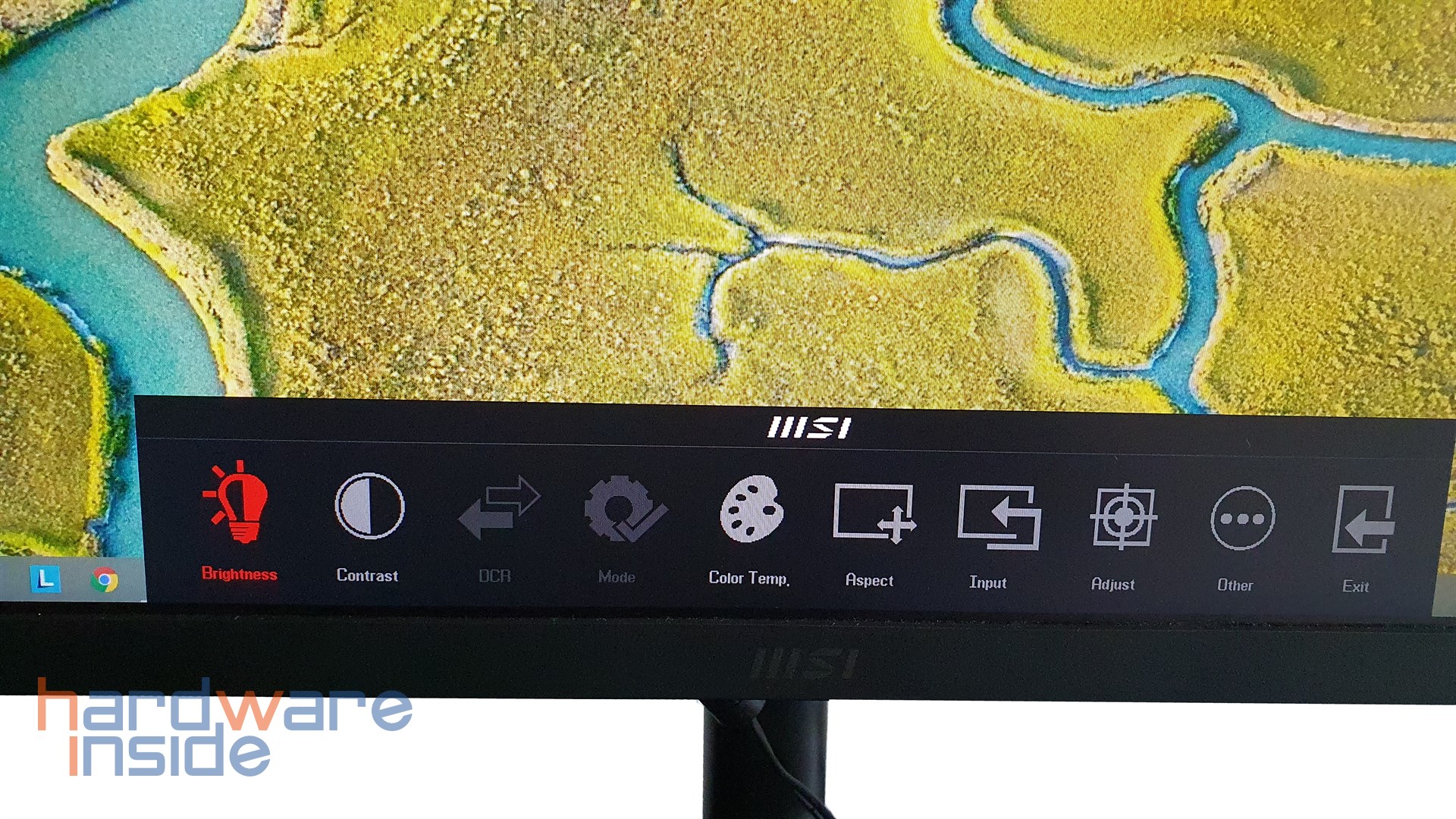 MSI Modern MD271QP - 22.jpg