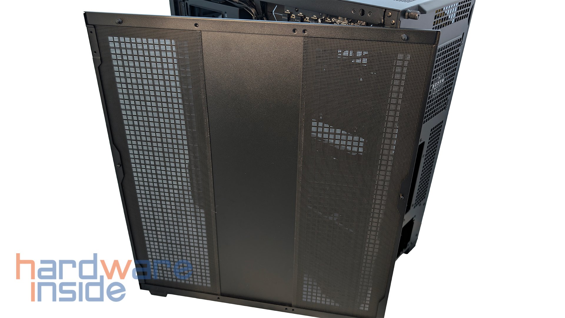 msi-mpg-velox-300r-airflow-pz-case-17.jpg