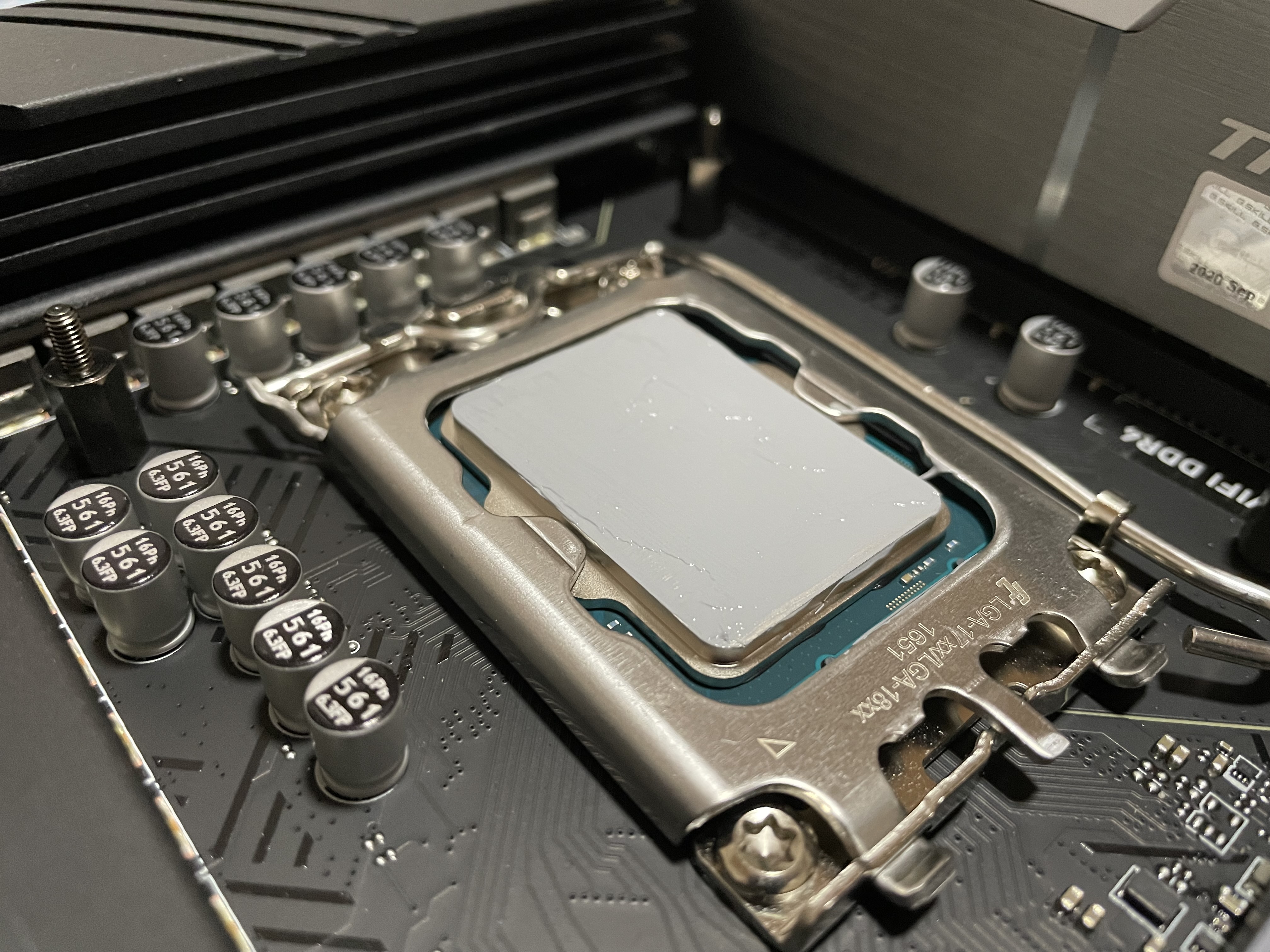 MSI PRO 690-A DDR4_14