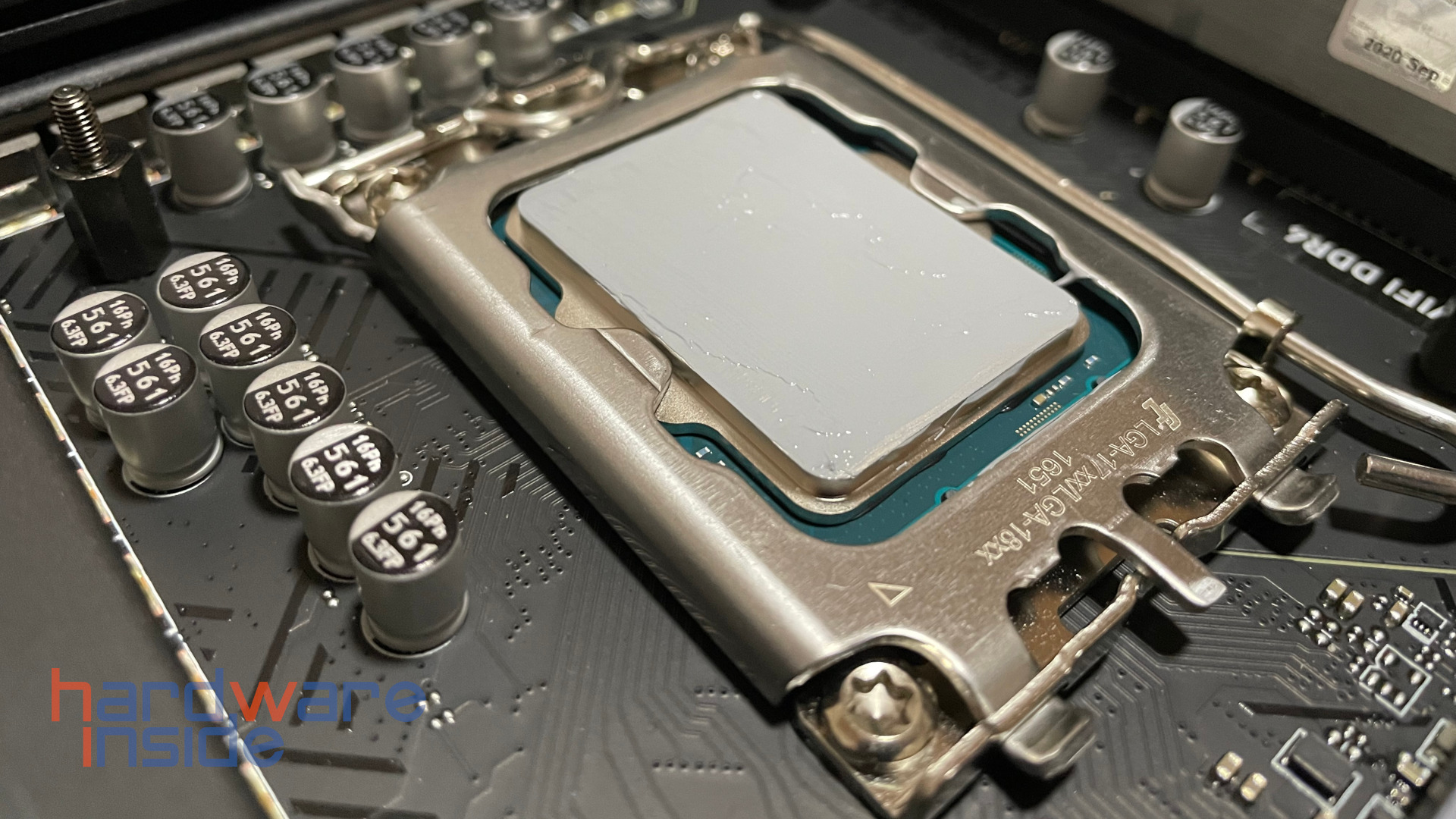 MSI PRO 690-A DDR4_39