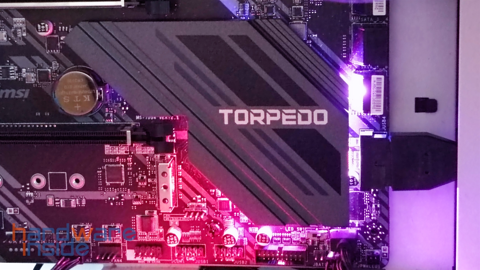 msi-x570s-torpedo-max-beleuchtung (2).jpg