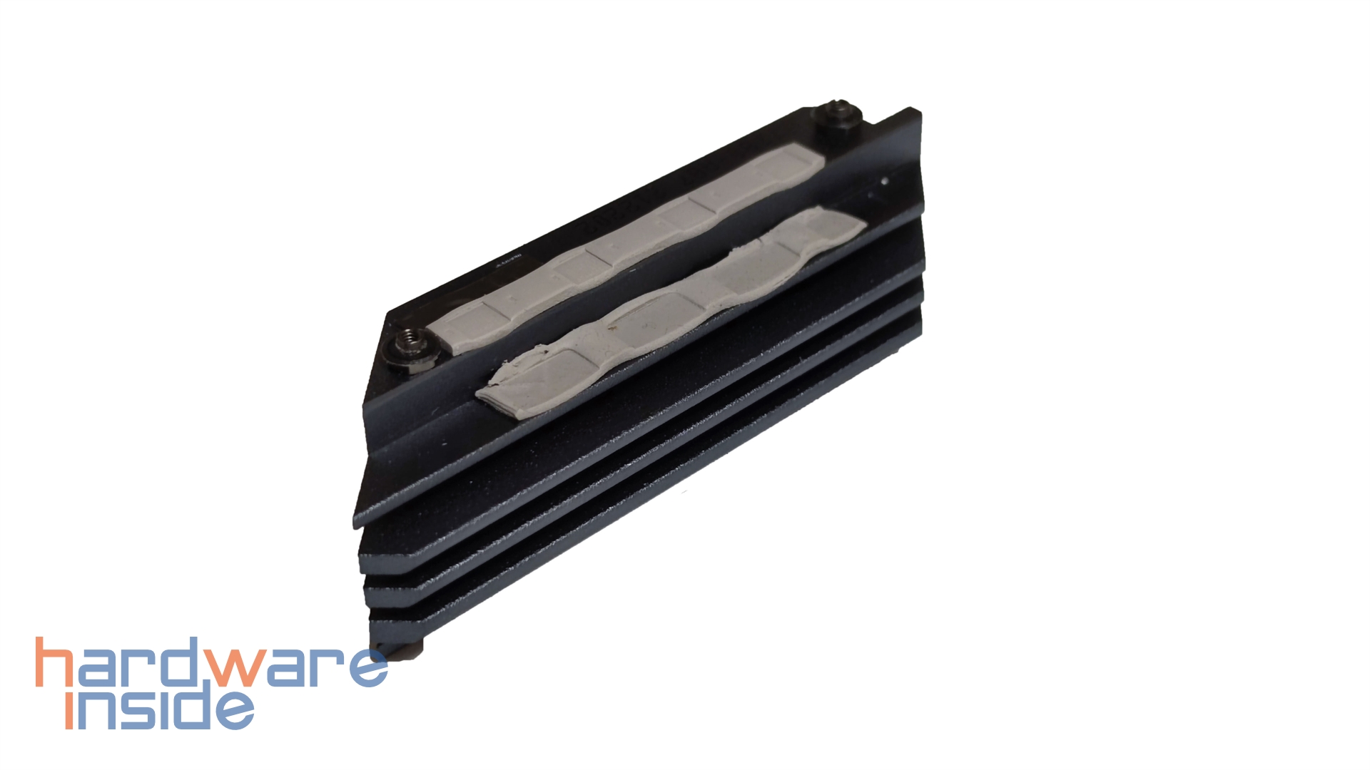 msi-x570s-torpedo-max-heatsink (2).jpg