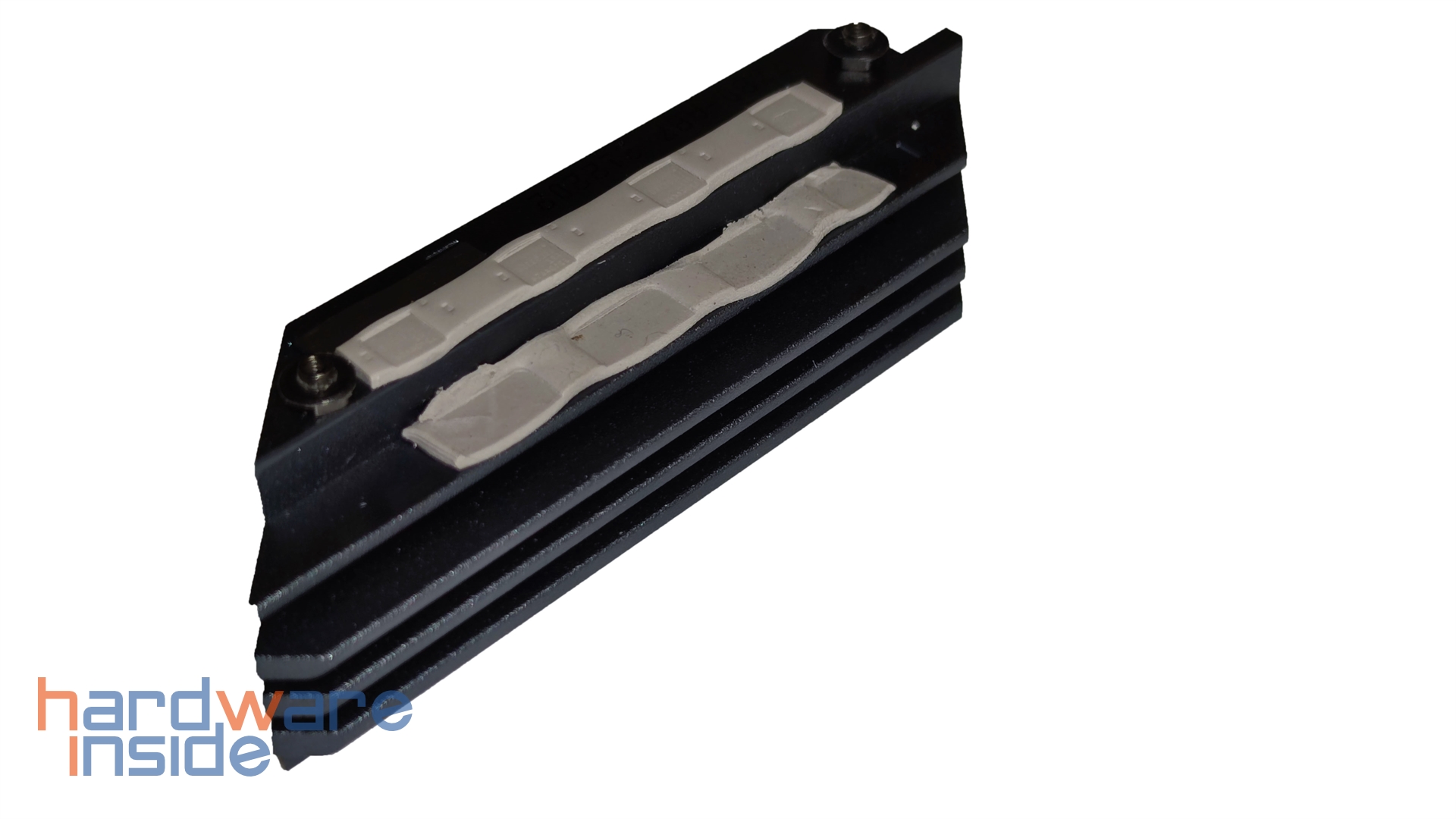 msi-x570s-torpedo-max-heatsink (3).jpg