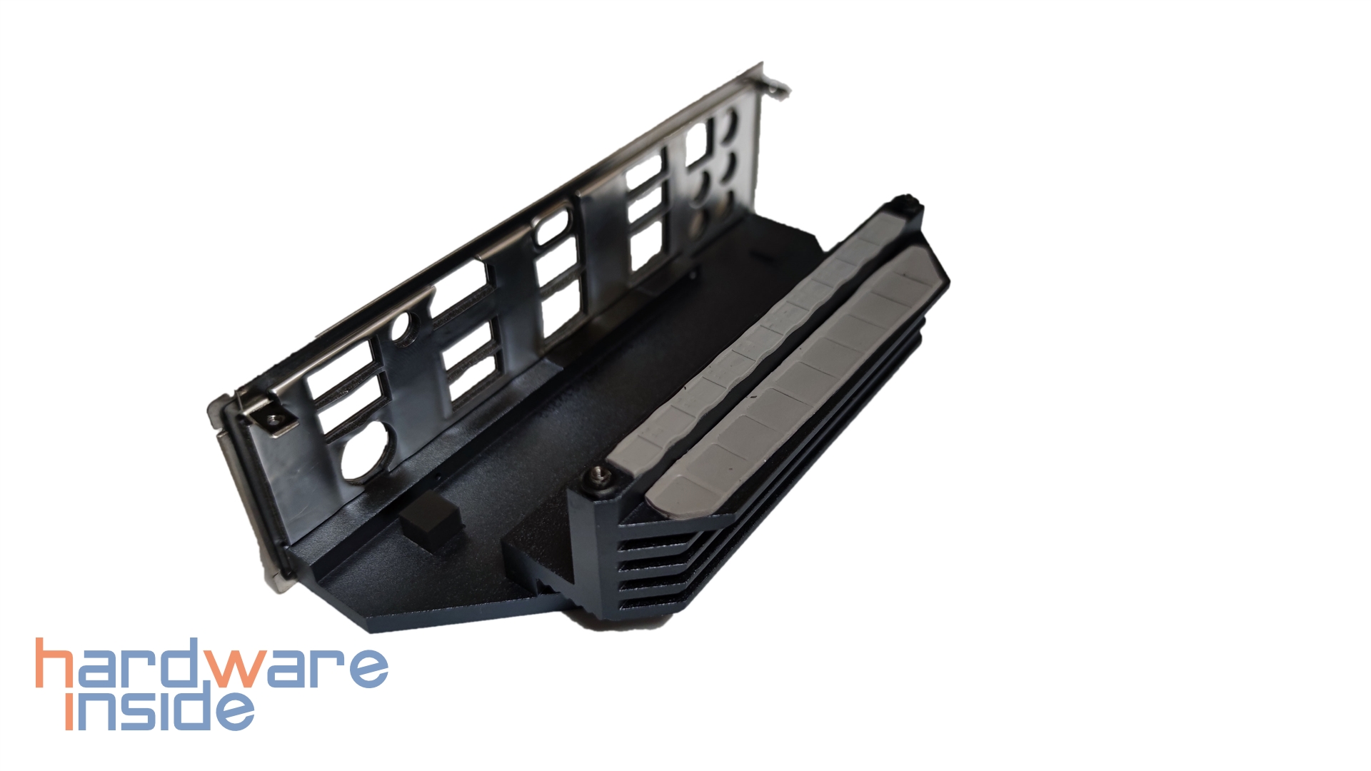 msi-x570s-torpedo-max-heatsink (6).jpg