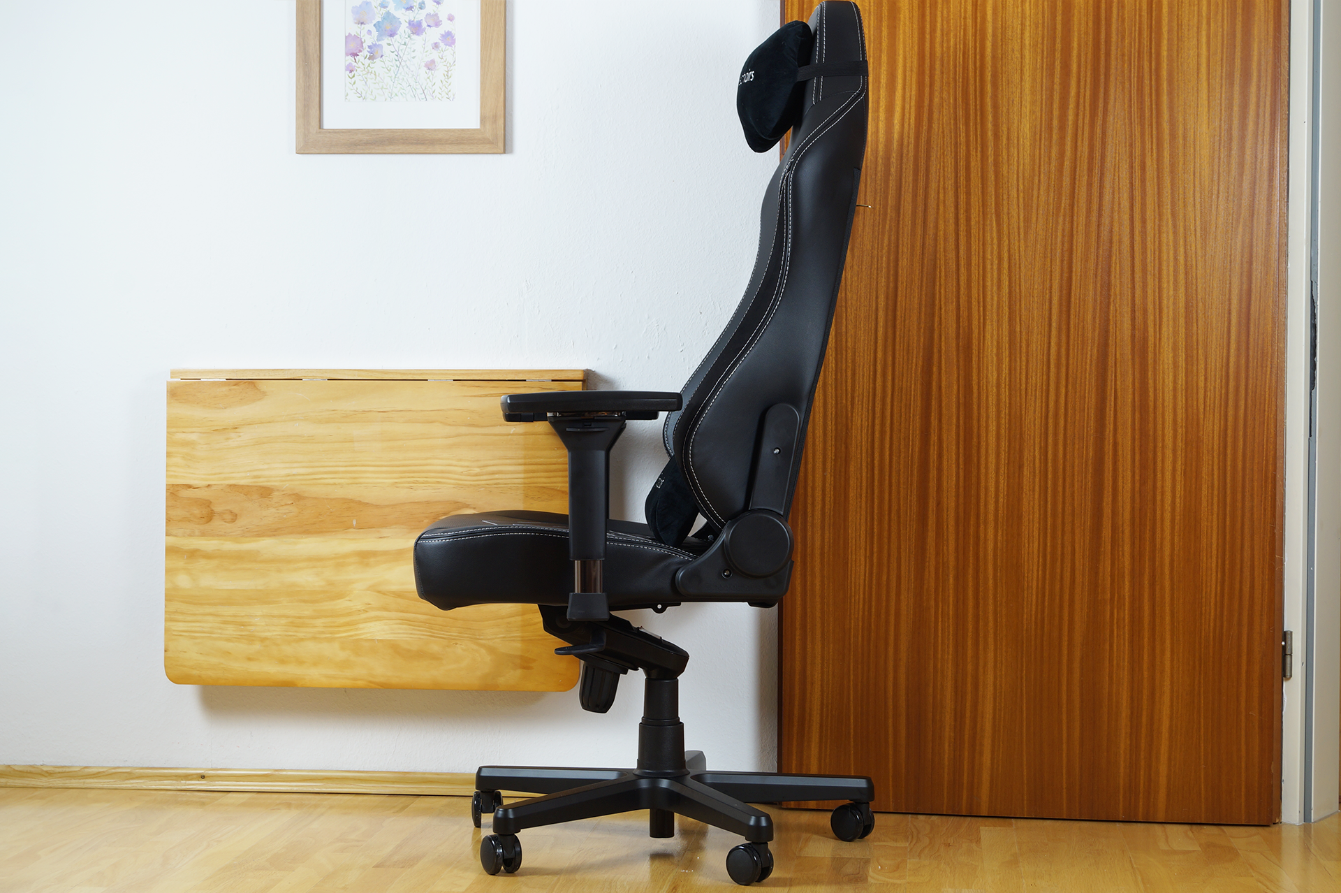 Noblechairs HERO (11)