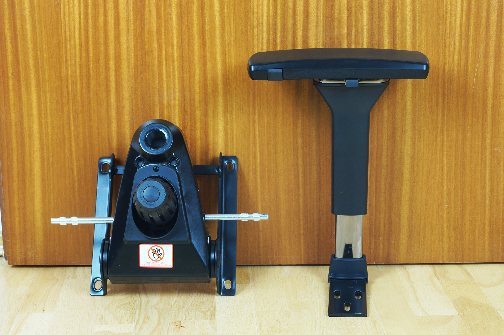 Noblechairs HERO (7)