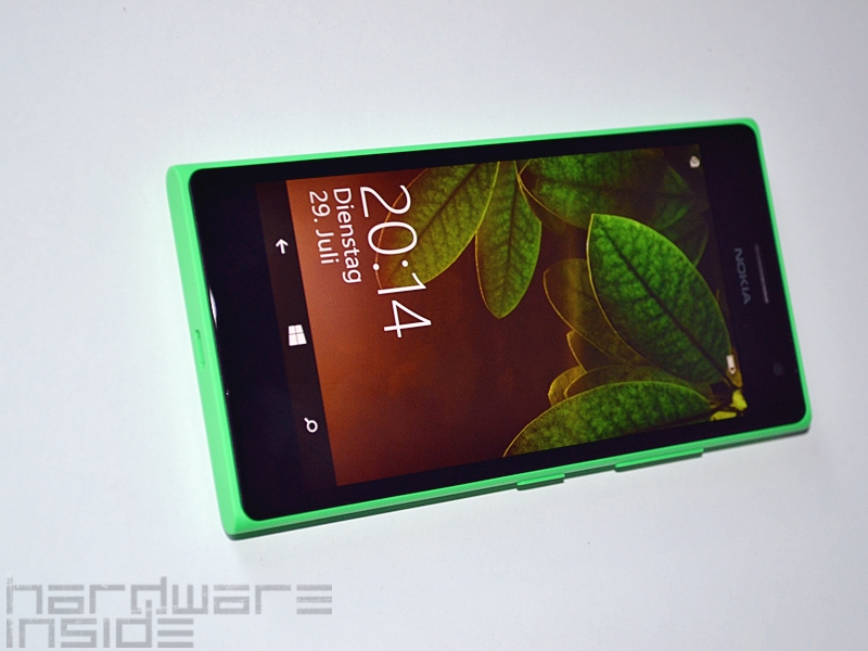 Nokia Lumia 735 Smartphone