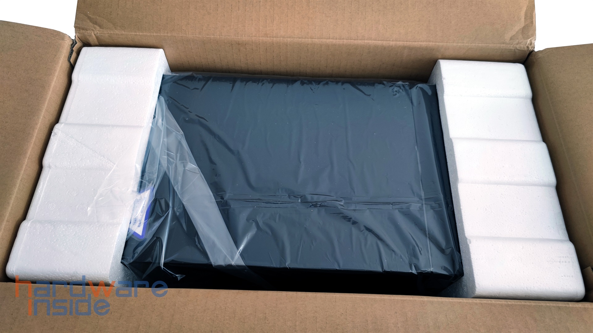 NZXT H5 Flow - 1.jpg