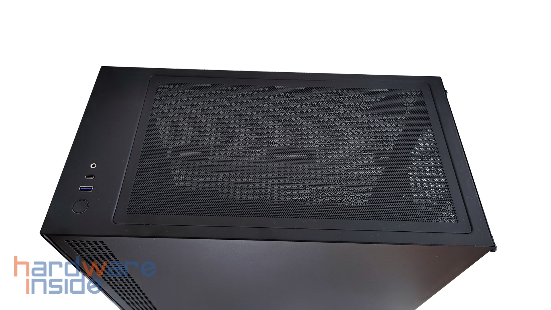 NZXT H5 Flow - 3.jpg