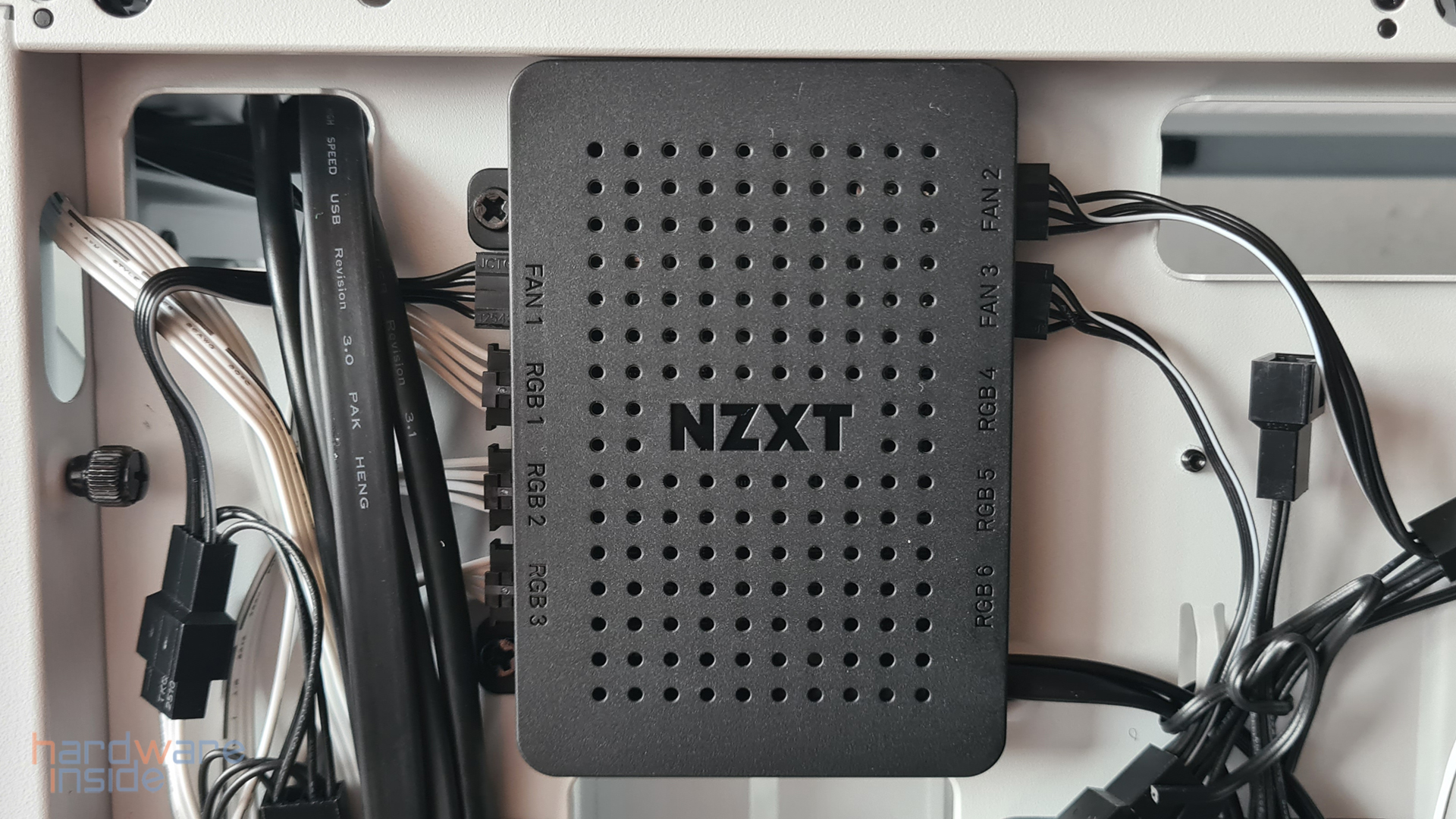 nzxt h7 elite_25b.jpg