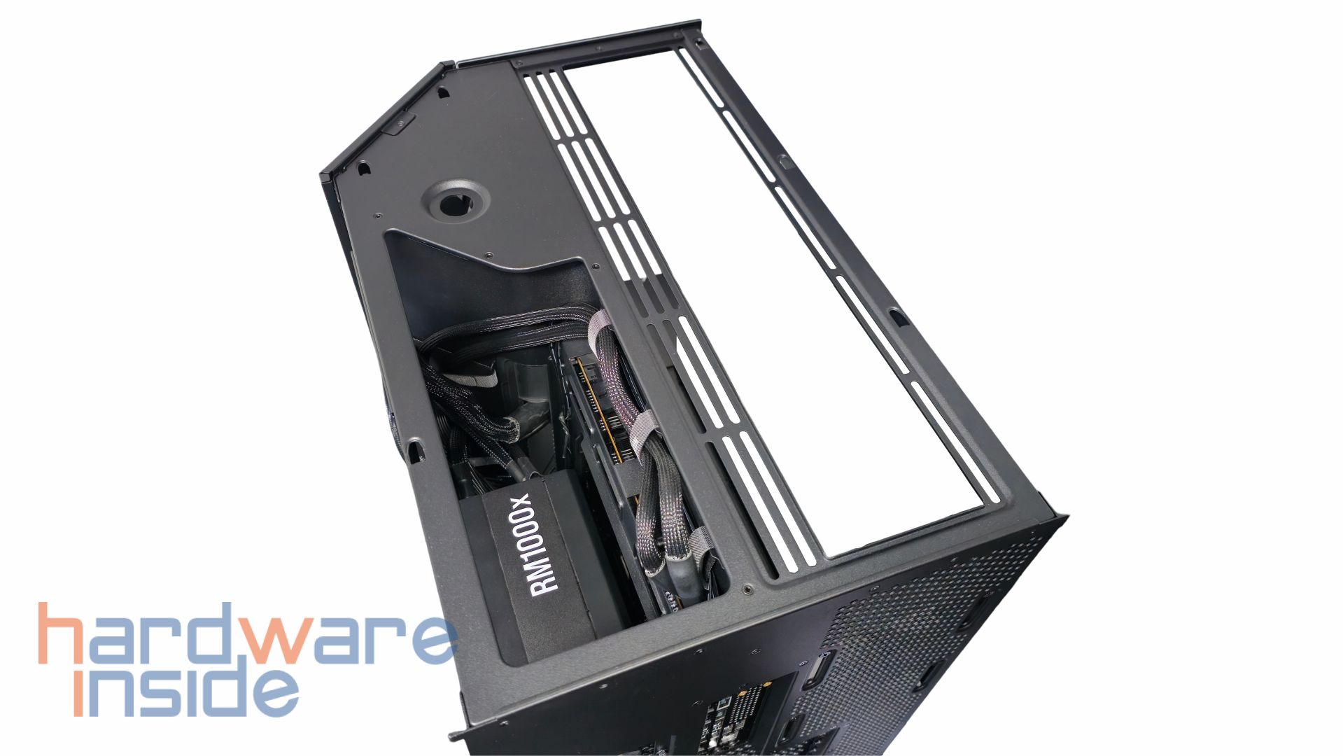 nzxt-h9-flow-rgbplus-030.jpg