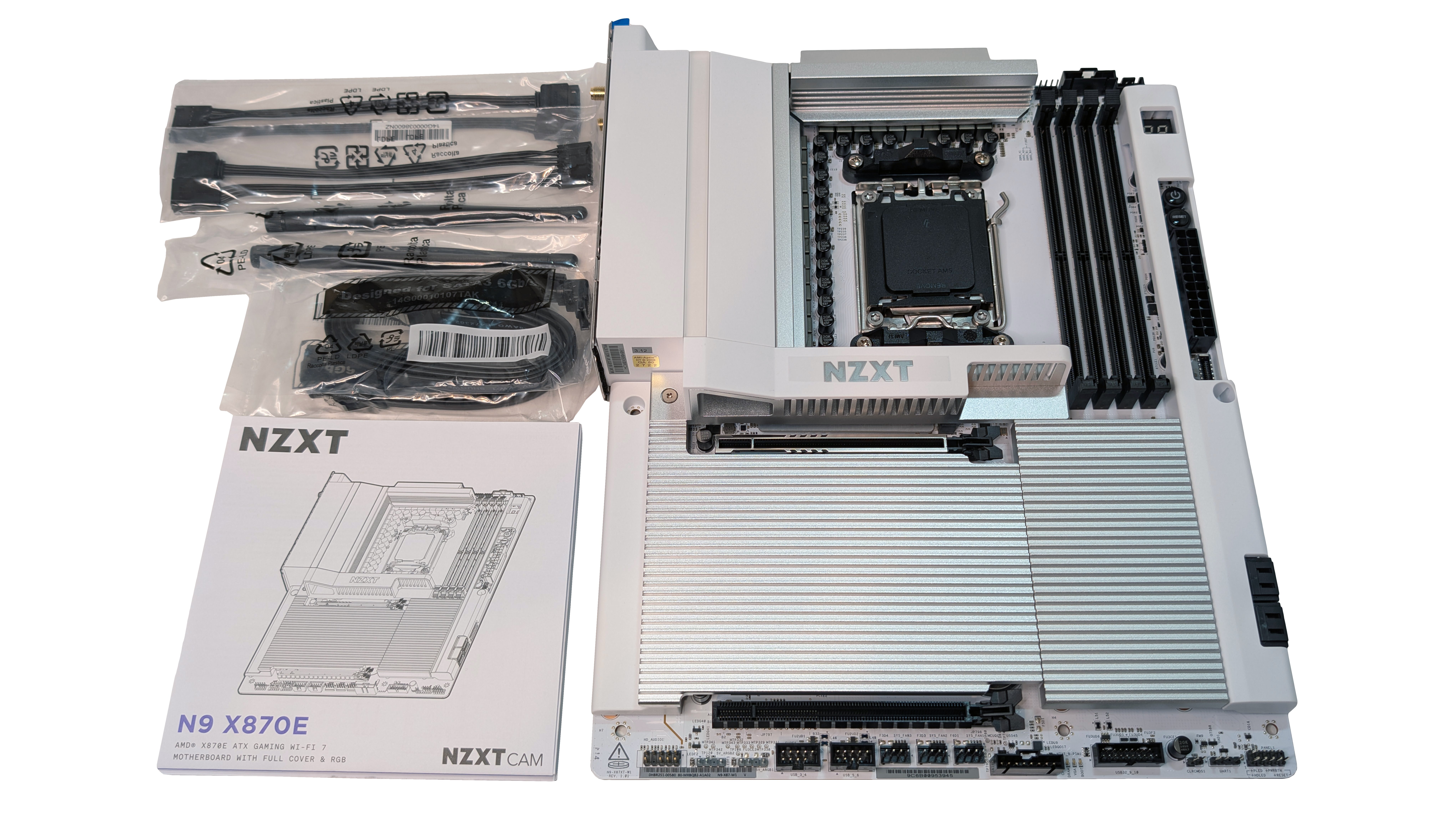 nzxt-n9-x870e-am5-inhalt-1.jpg