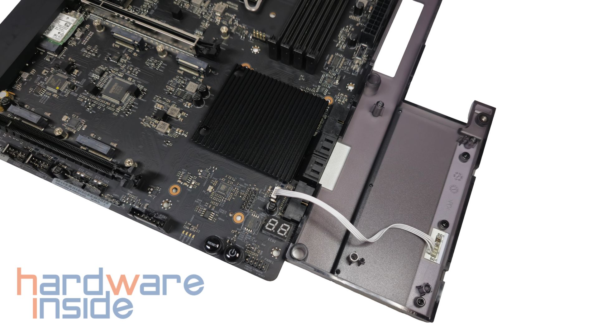 nzxt-n9-z890-011.jpg
