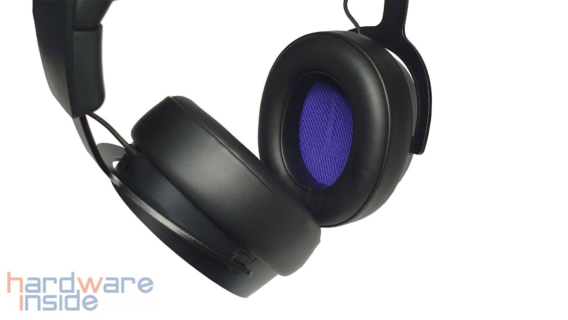 nzxt-relay-headset-ohrmuschel-innen.jpg