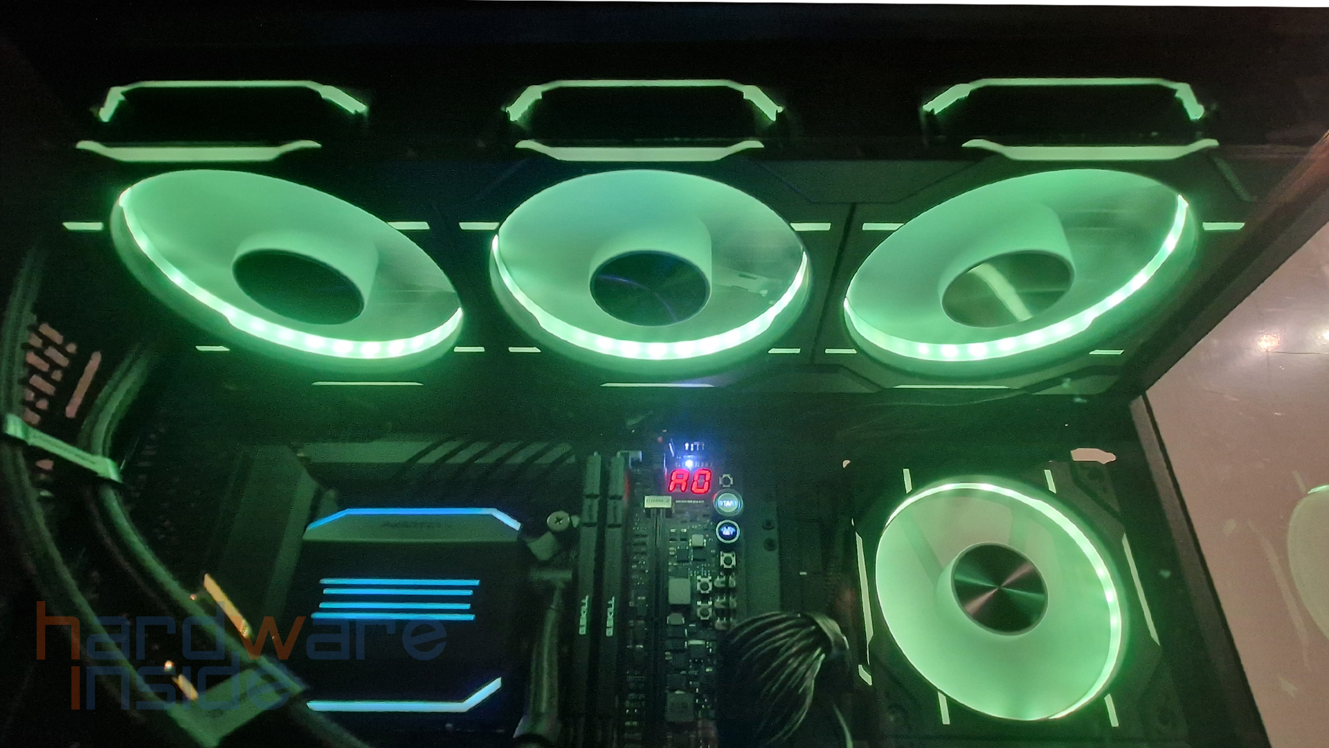 phanteks clacier one 360d30_32.jpg