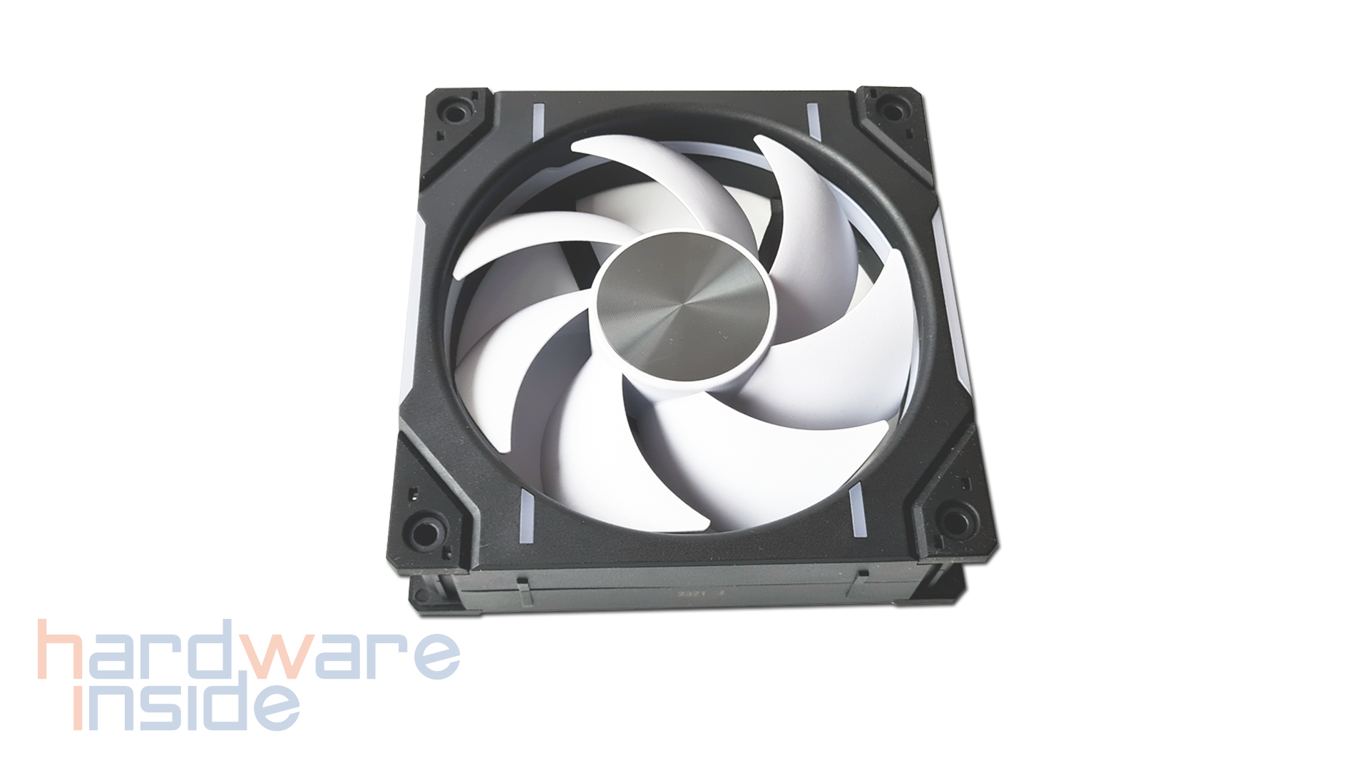 phanteks clacier one 360d30_7.jpg