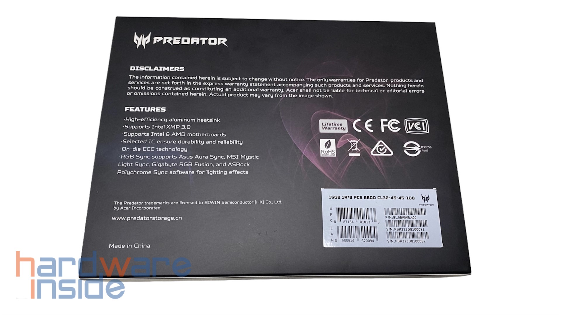 PREDATOR Hermes RGB DDR5 6800_Verpackung_2.jpg