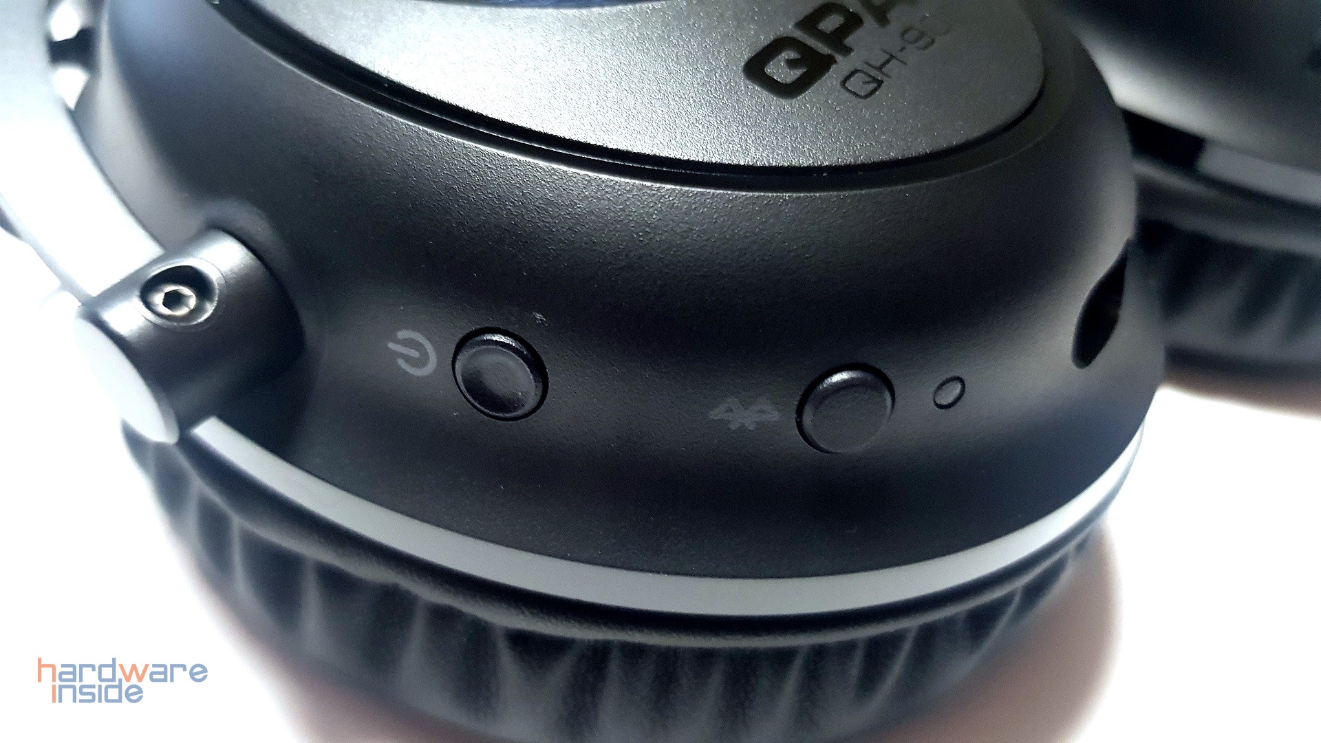 QPAD QH-900 - 17.jpg