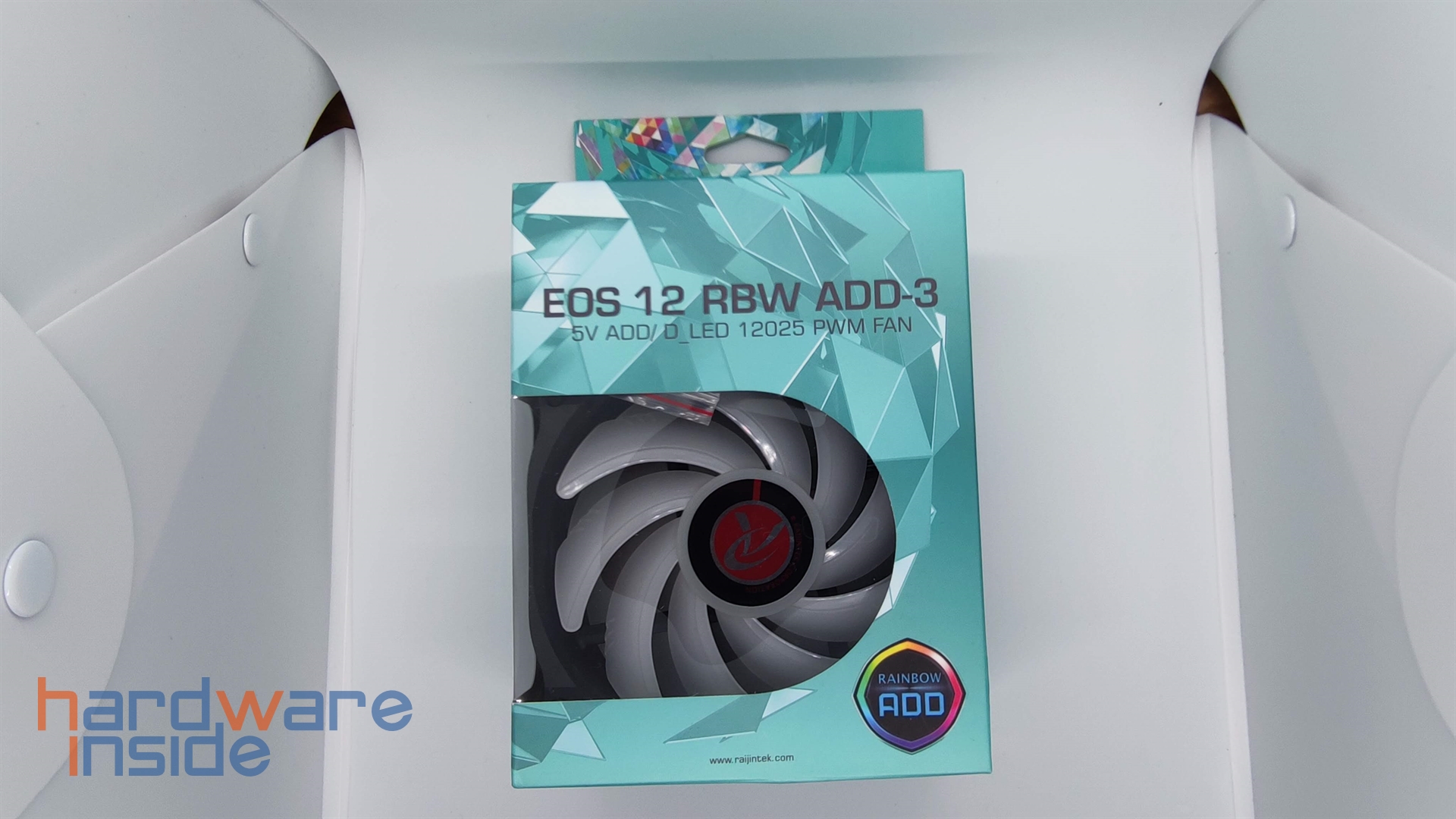 raijintek-scylla-pro-ca360-eos-12-rbw-add (4).jpg