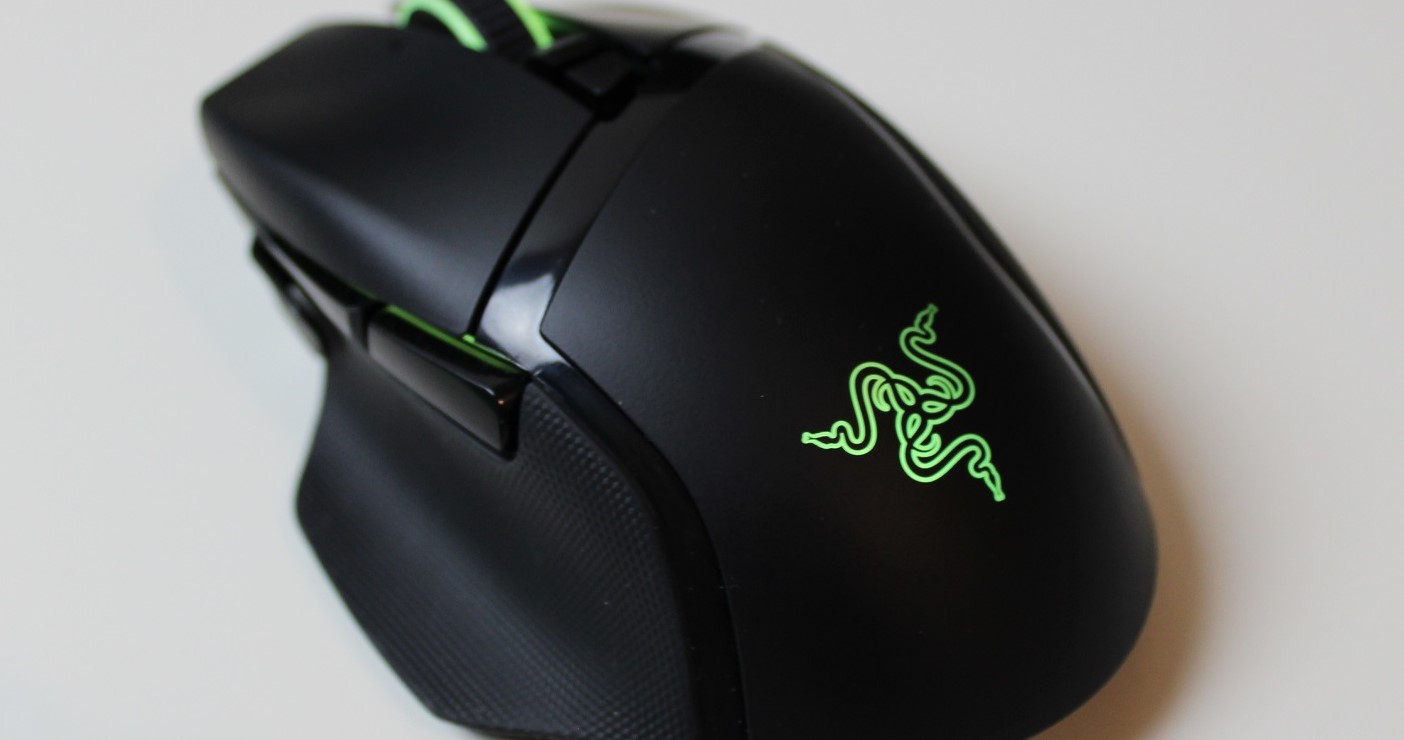 Razer Basilisk Ultimate Banner