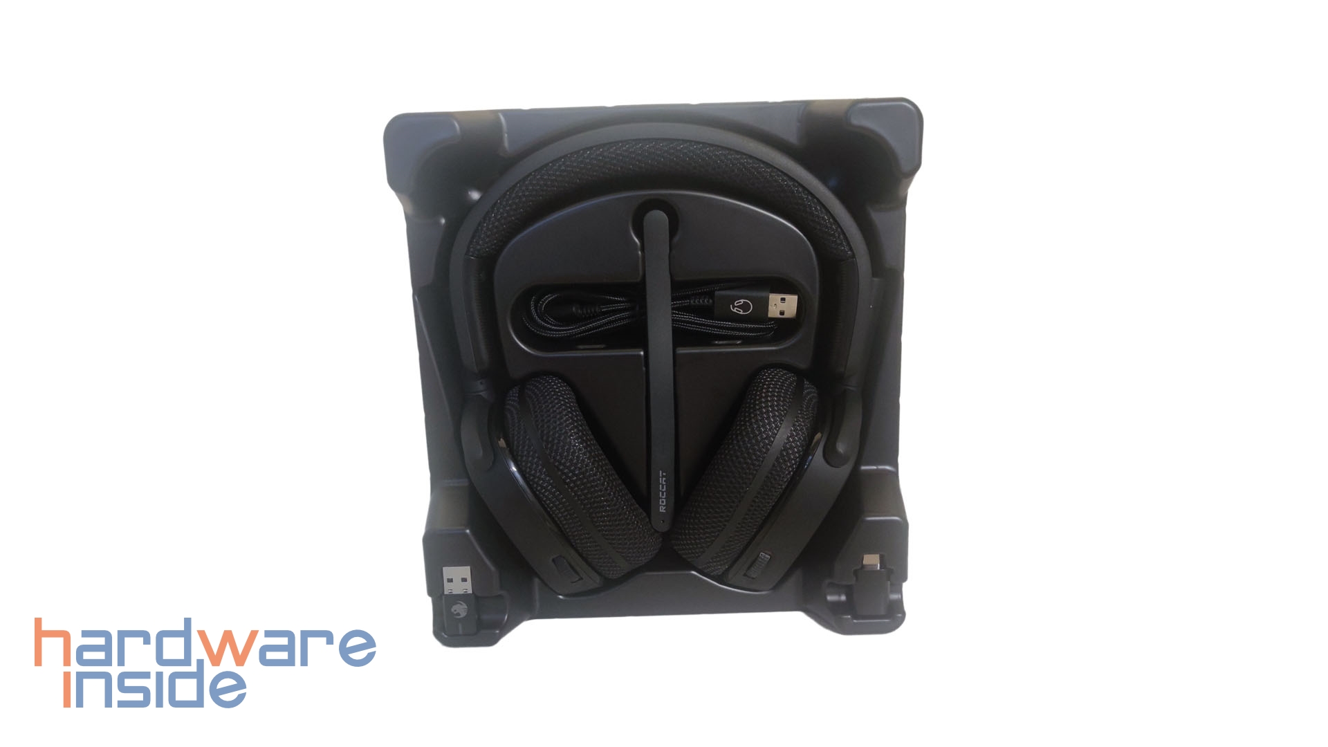 roccat-syn-pro-air-inhalt (1).jpg