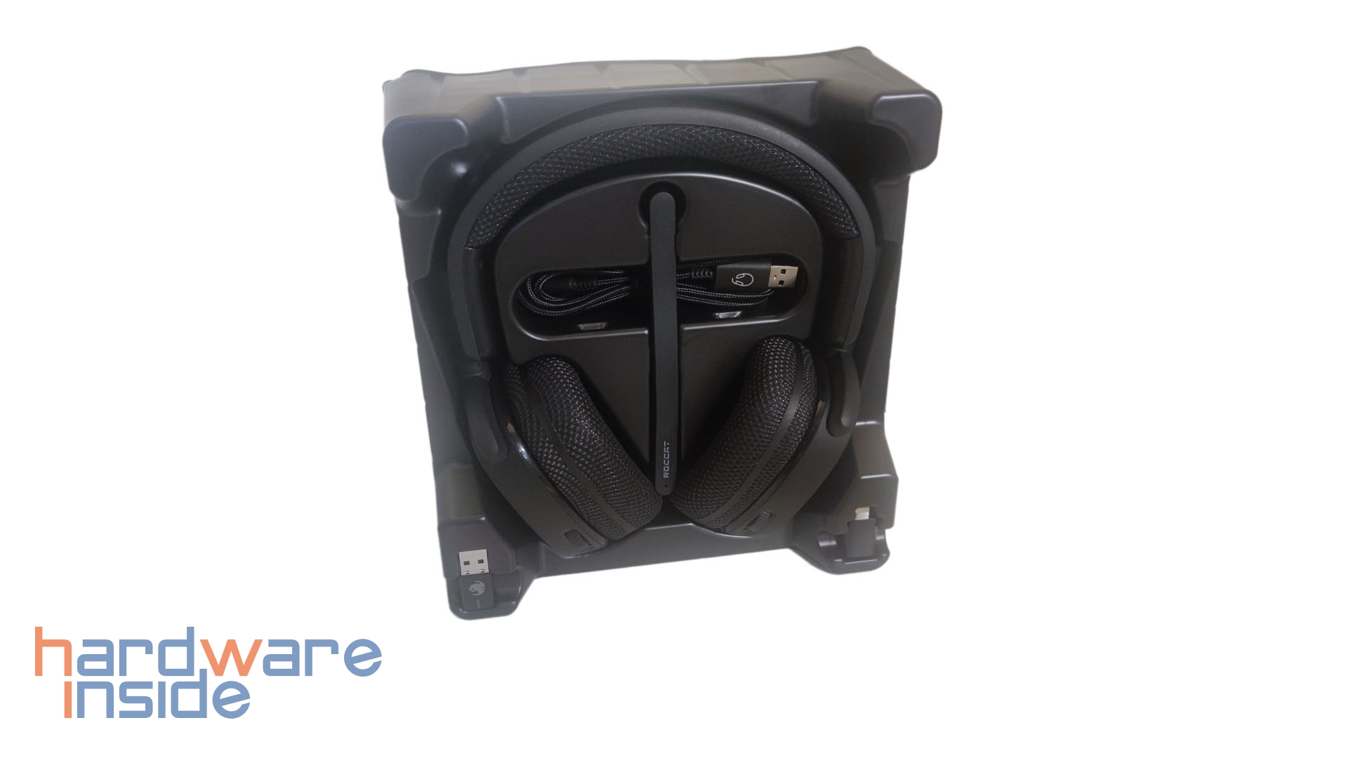 roccat-syn-pro-air-inhalt (3).jpg