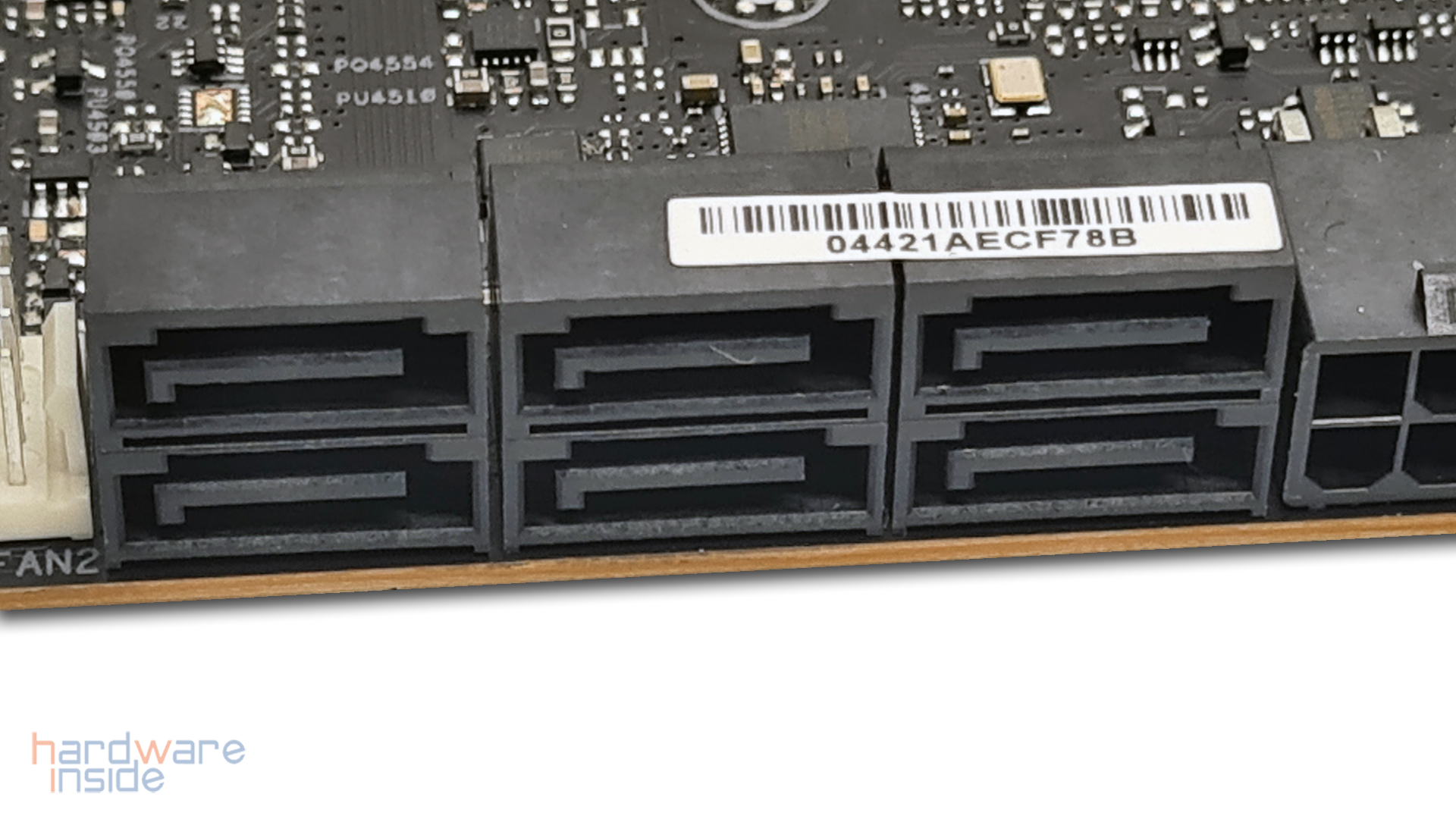 rog maximus z690 apex_26a.jpg