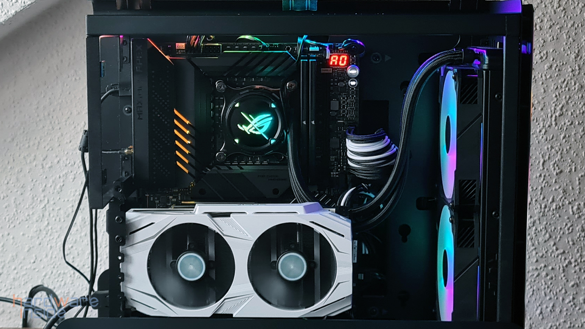 rog maximus z690 apex_42.jpg