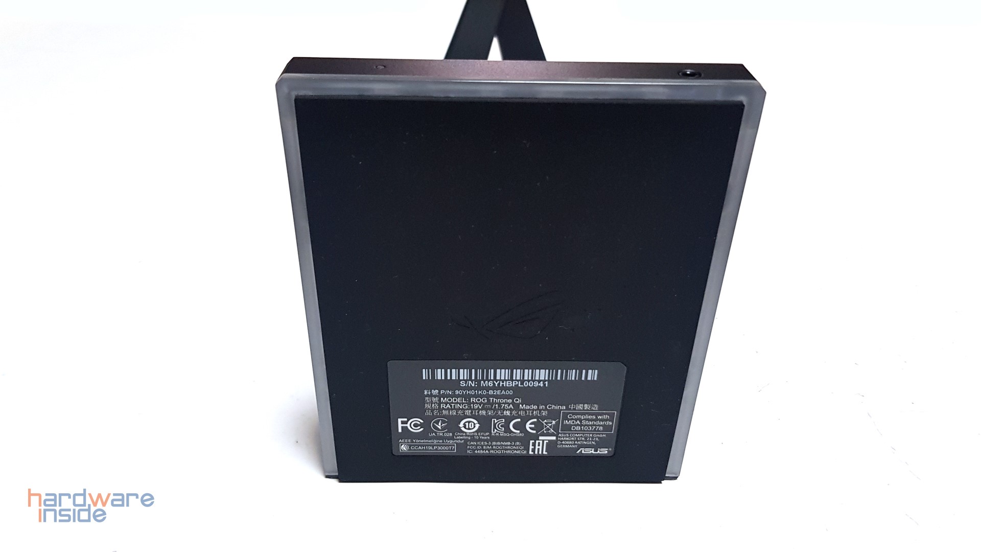 ROG THRONE QI - 14.jpg