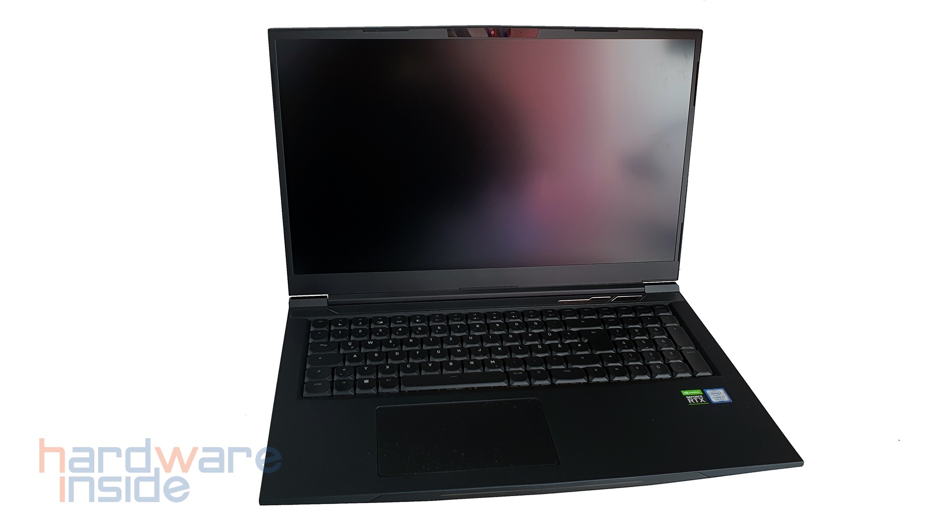 Schenker XMG NEO 17 (M19) - 4.jpg