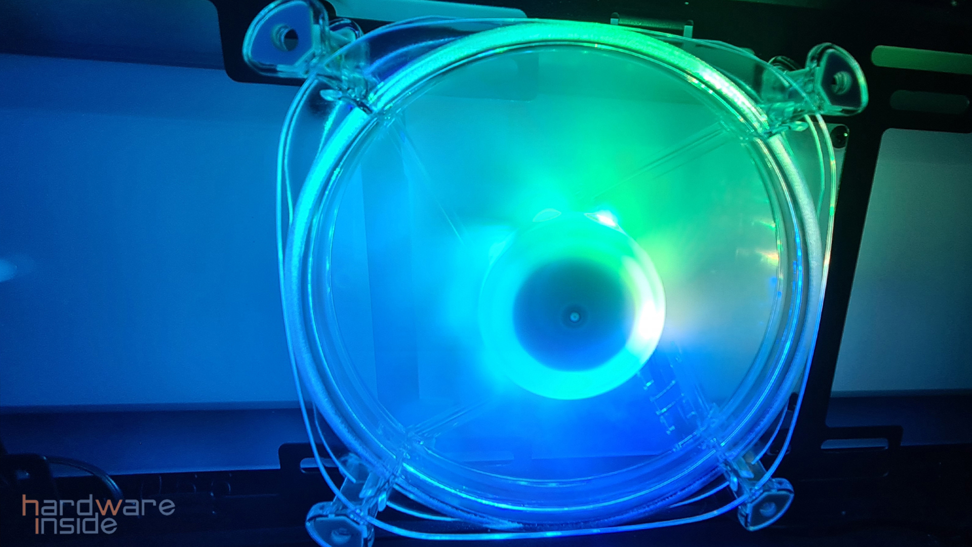 sharkoon rgb shark disc_13.jpg