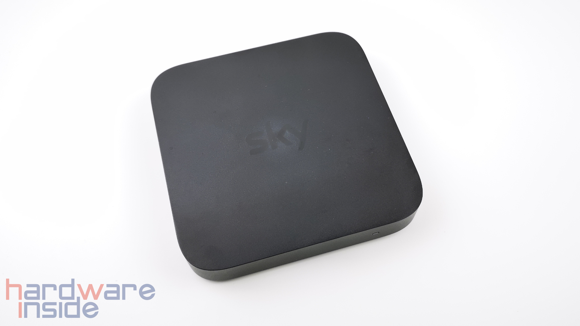 Sky Q IPTV Box_2.jpg