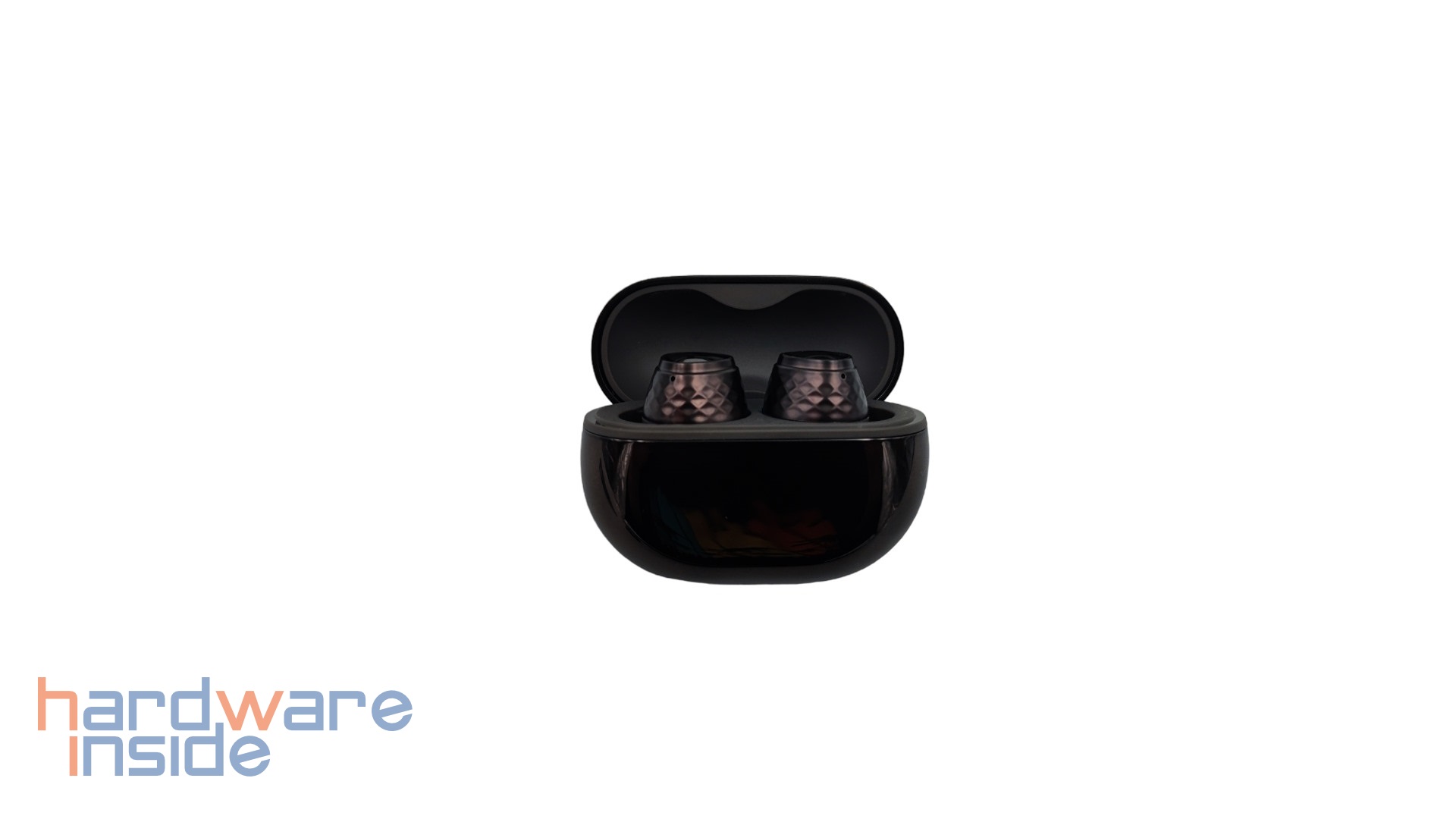 Soundpeats Engine 4 - 5.jpg