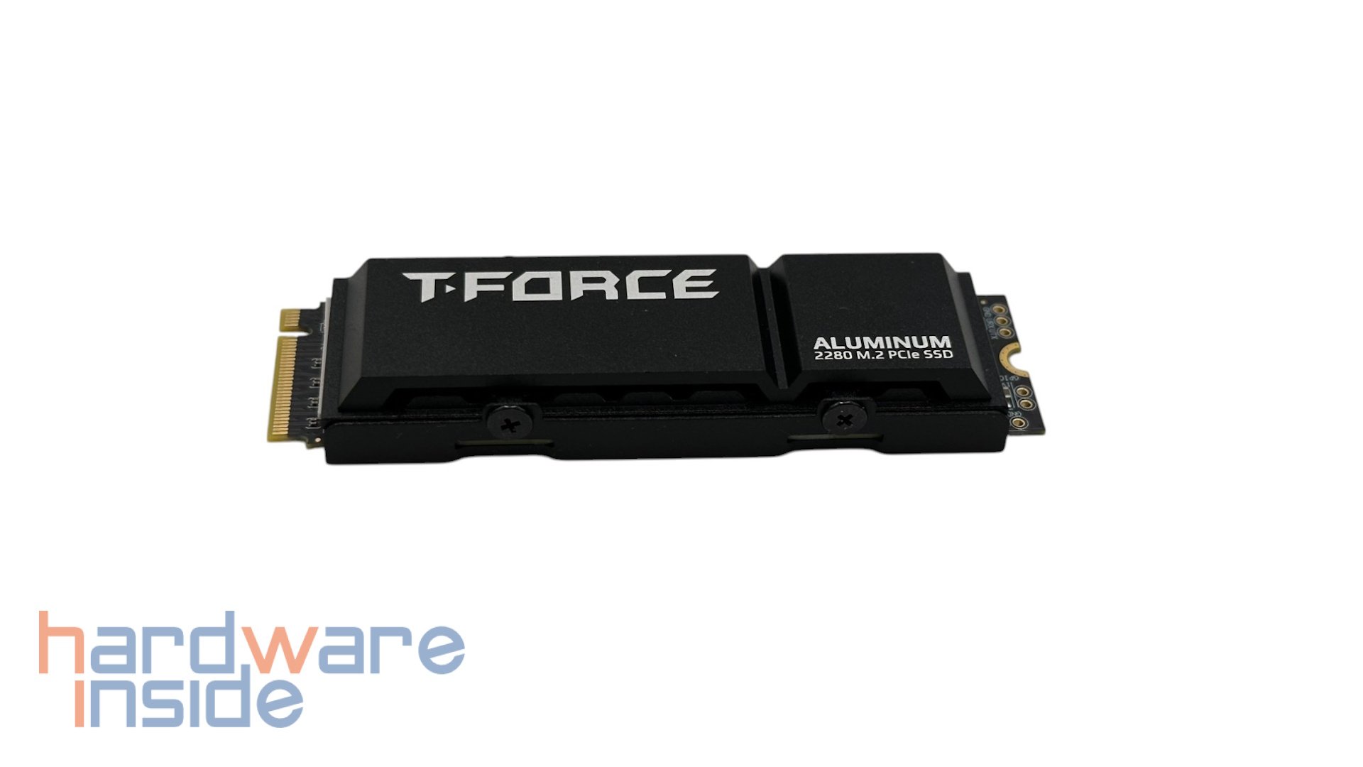 TEAMGROUP T-FORCE PRO G70 - 11.jpg