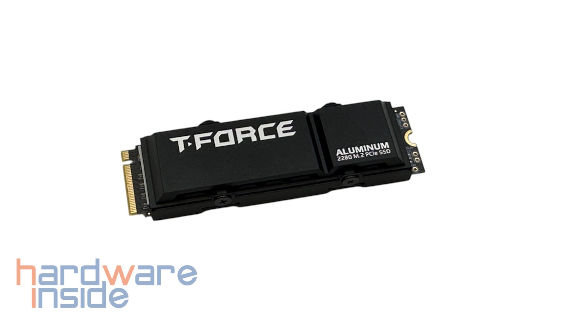 TEAMGROUP T-FORCE PRO G70 - 14.jpg