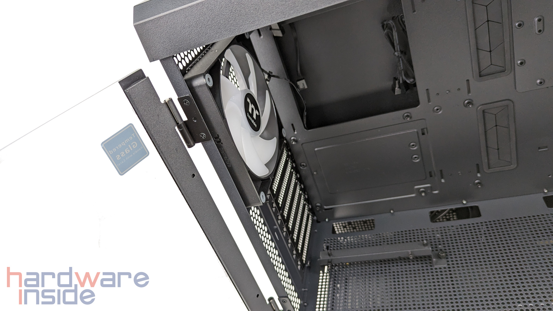 Thermaltake Ceres 500 TG ARGB_7