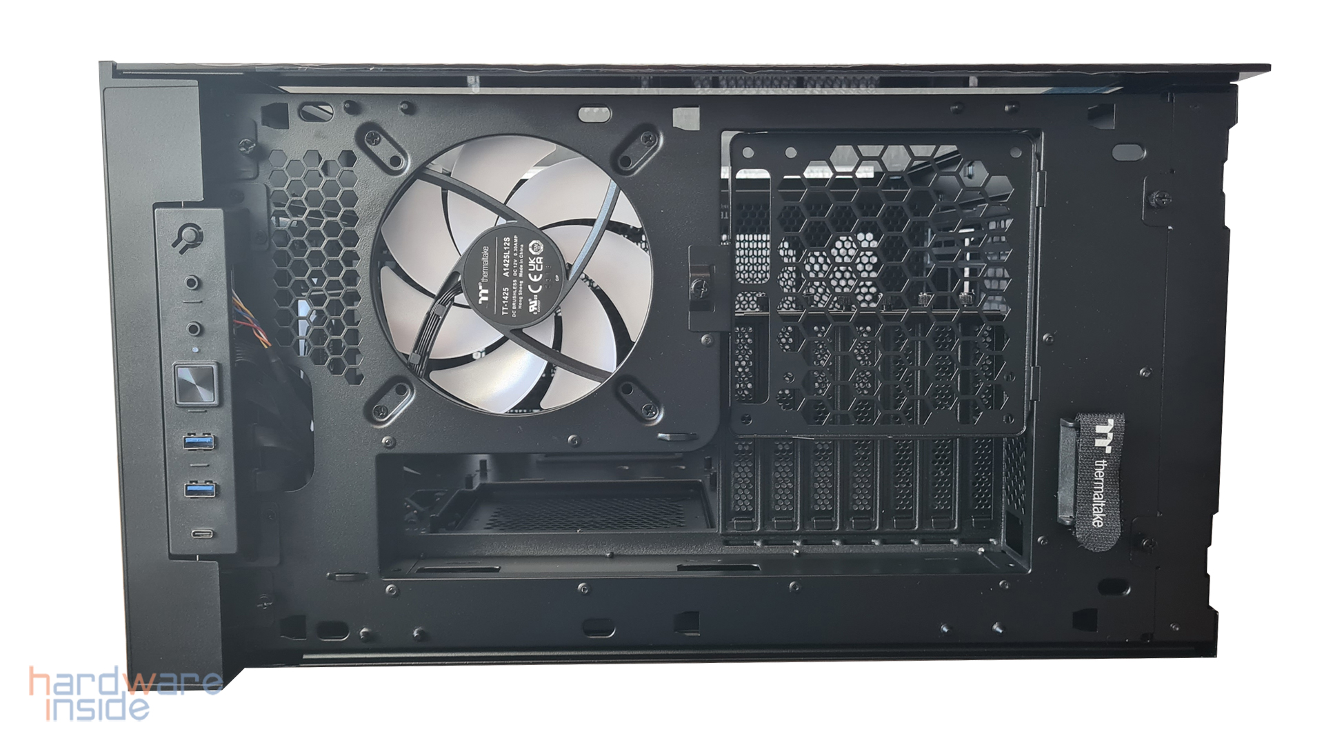 thermaltake cte t500 argb_33.jpg