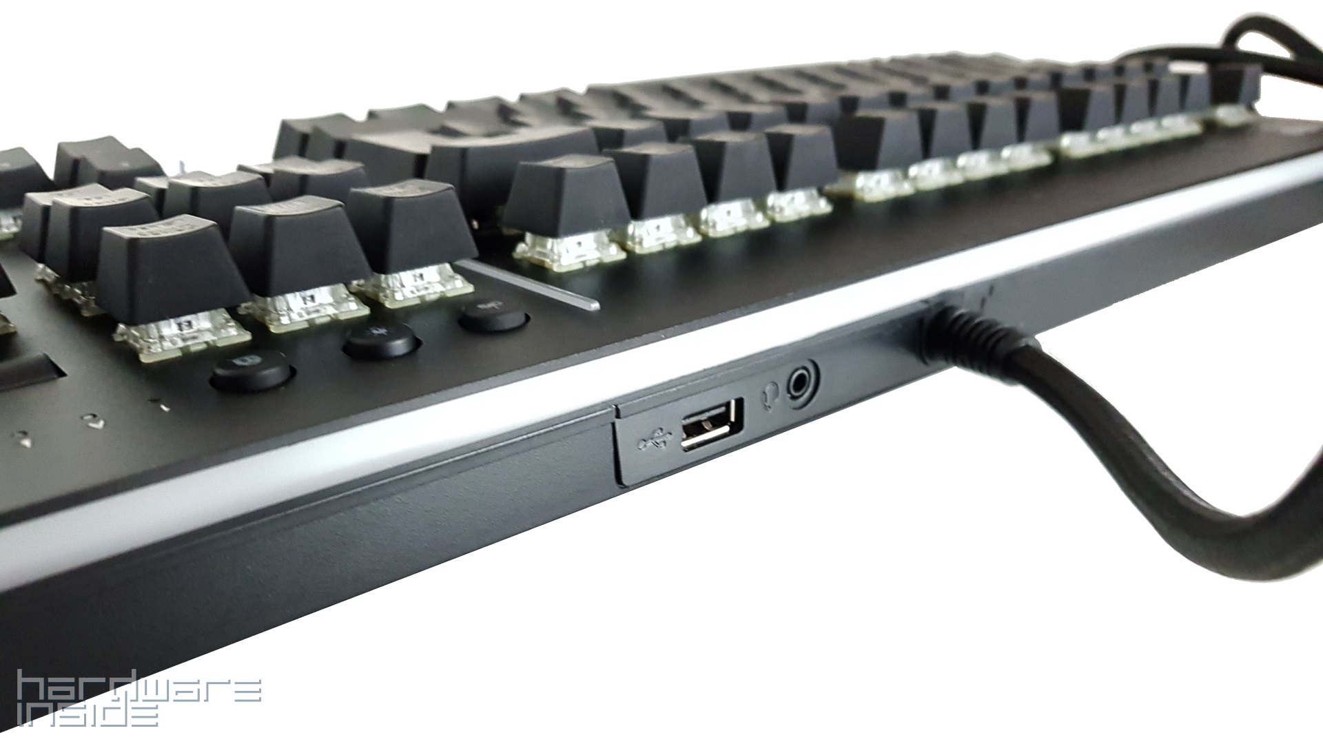 Thermaltake Level 20 RGB Gaming Keyboard - 7