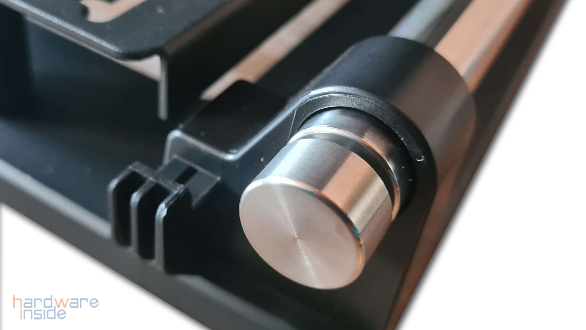 thermaltake p3 tg pro_11.jpg