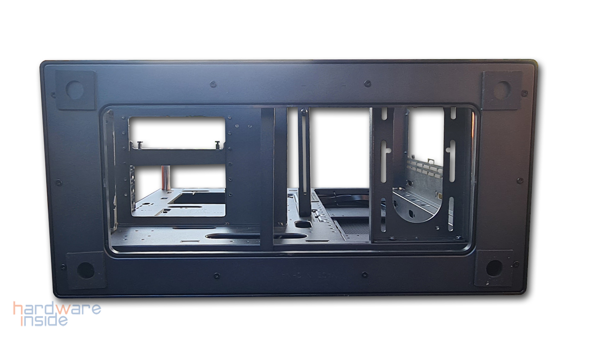 thermaltake p3 tg pro_34.jpg