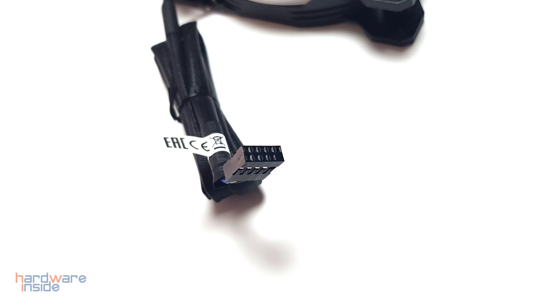 Thermaltake Riing Quad 14 RGB Radiator Fan TT Premium Edition Fan 3er Pack - 12.jpg