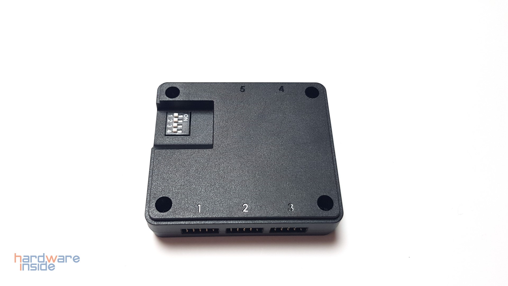 Thermaltake Riing Quad 14 RGB Radiator Fan TT Premium Edition Fan 3er Pack - 14.jpg