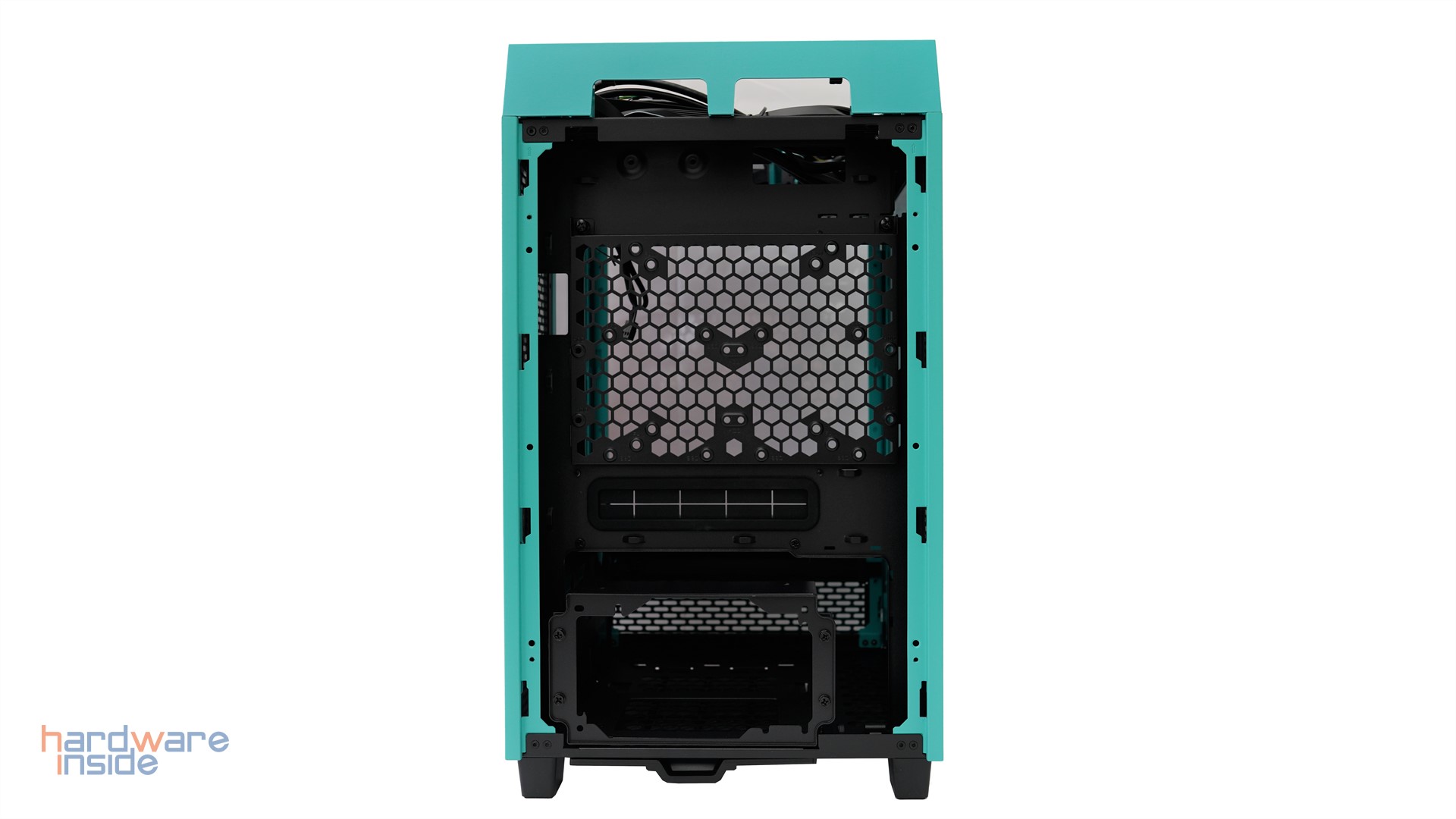 thermaltake-the-tower-100-turquoise-mini-hinten-offen.JPG