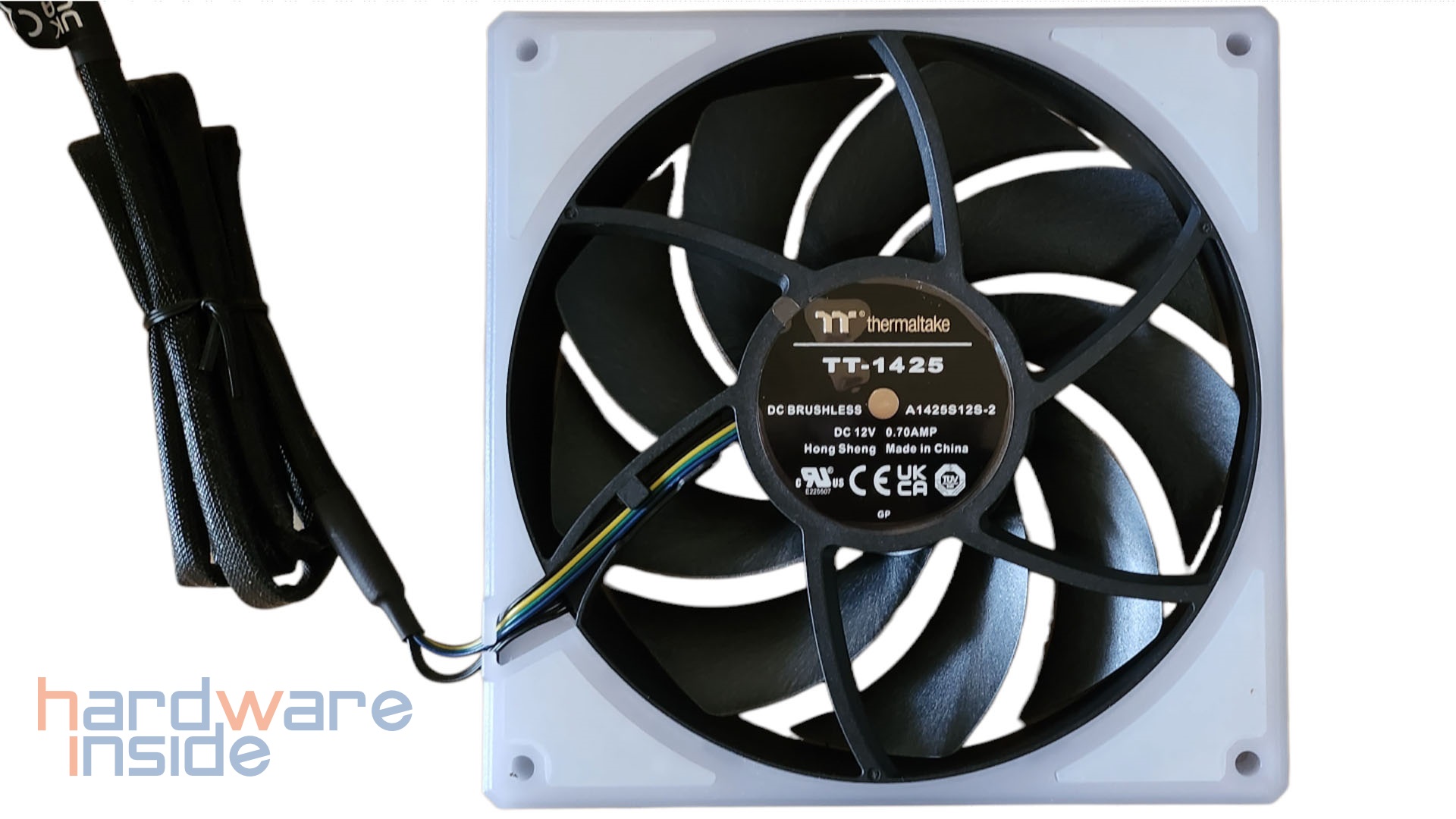thermaltake-thoughliquid-ultra-280-rgb-details (3).jpg